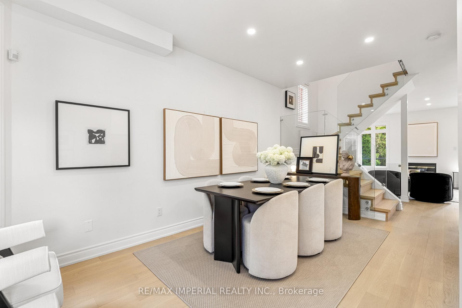 59 Amparo Drive photo 3