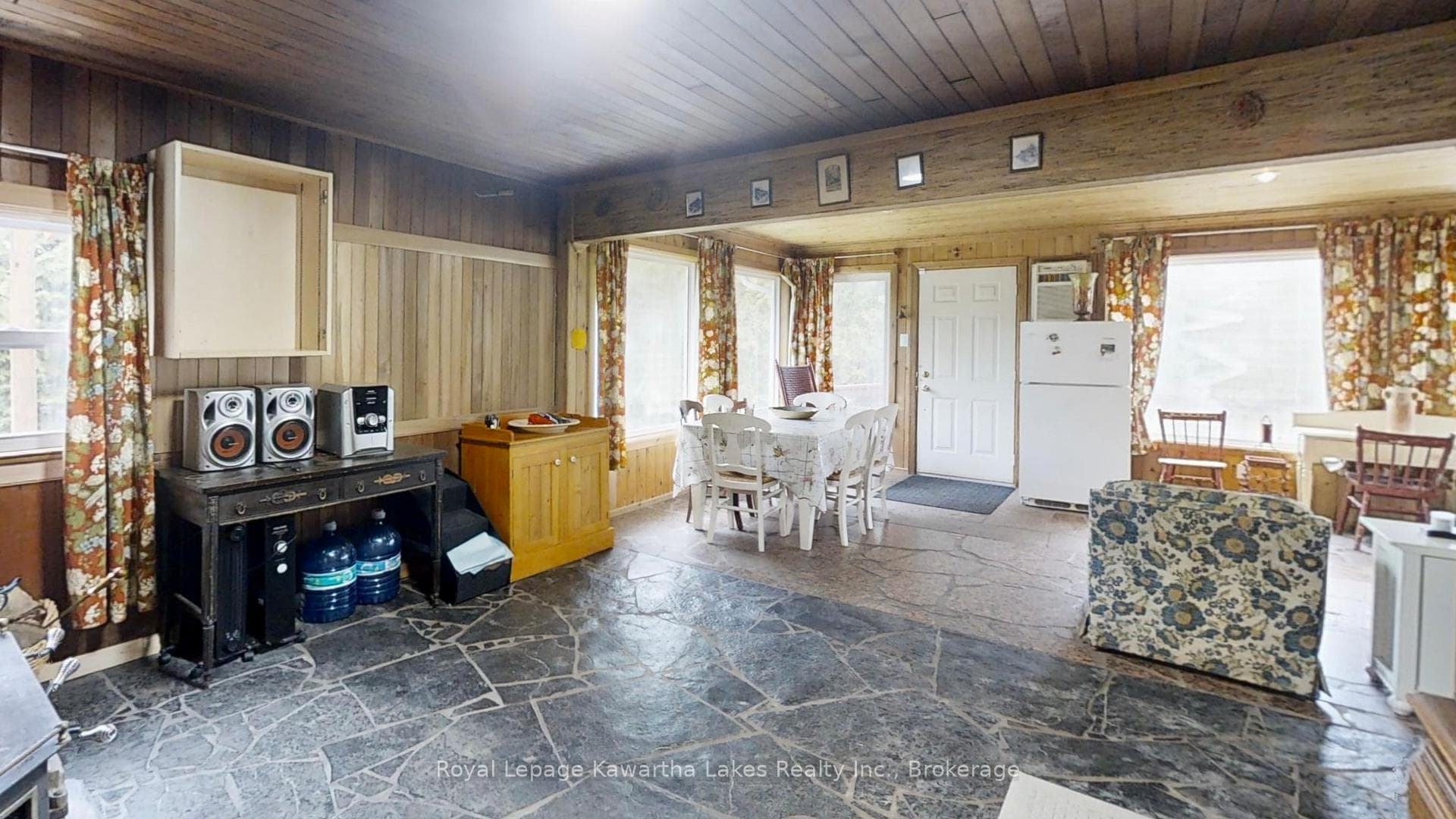 8 Sandy Cove Lane photo 40