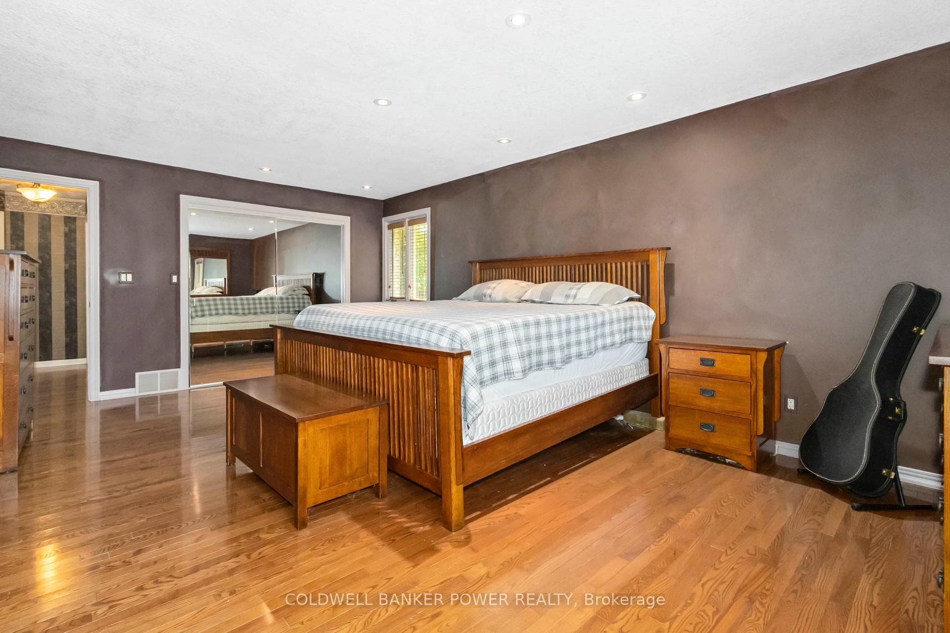 11 Otter Court photo 24