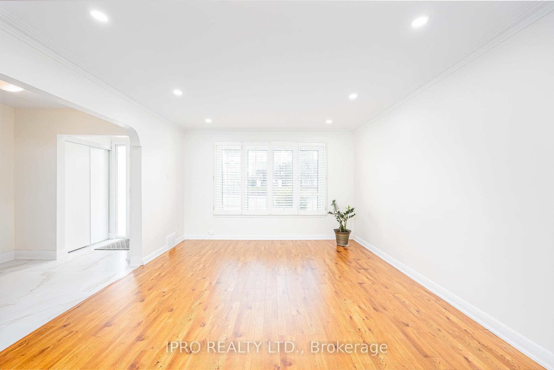 1488 Wilson Avenue photo 6