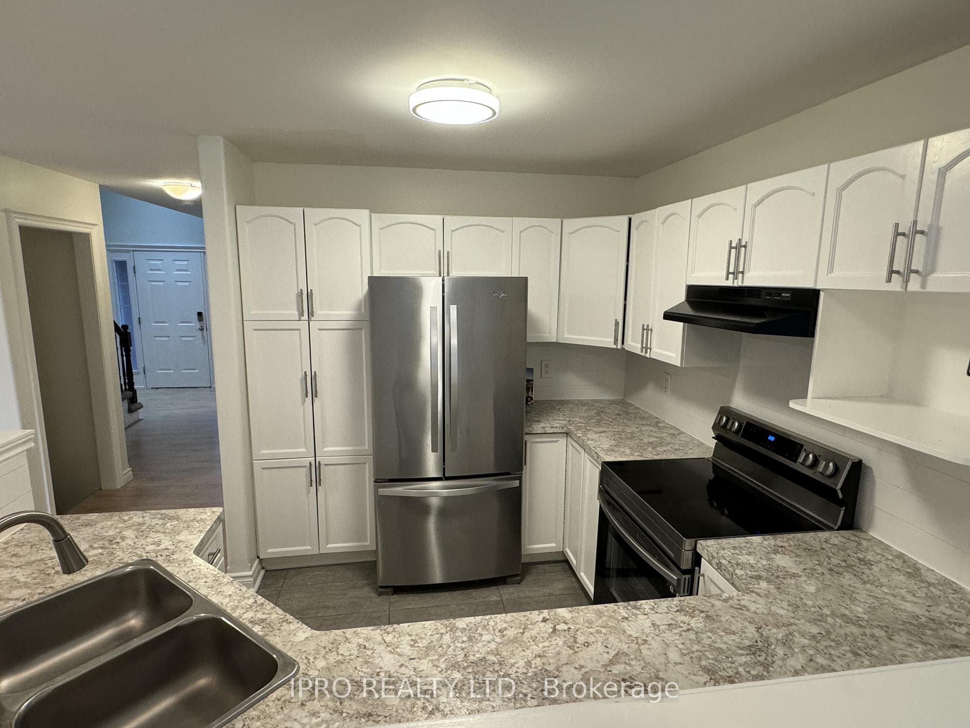 4422 Christopher Court photo 5