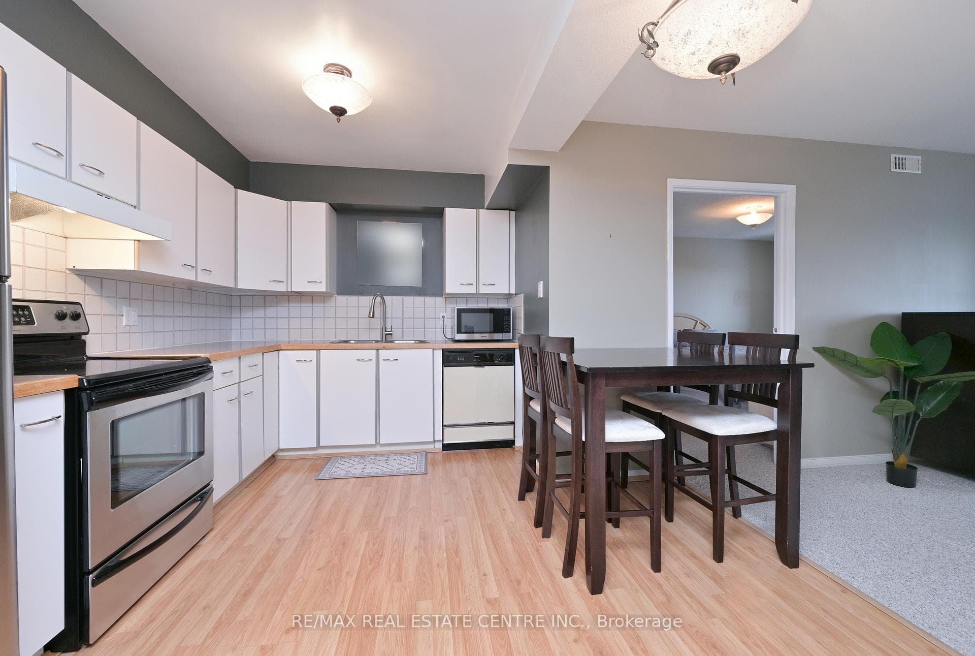 120 Bell Farm Road Unit 409 photo 7