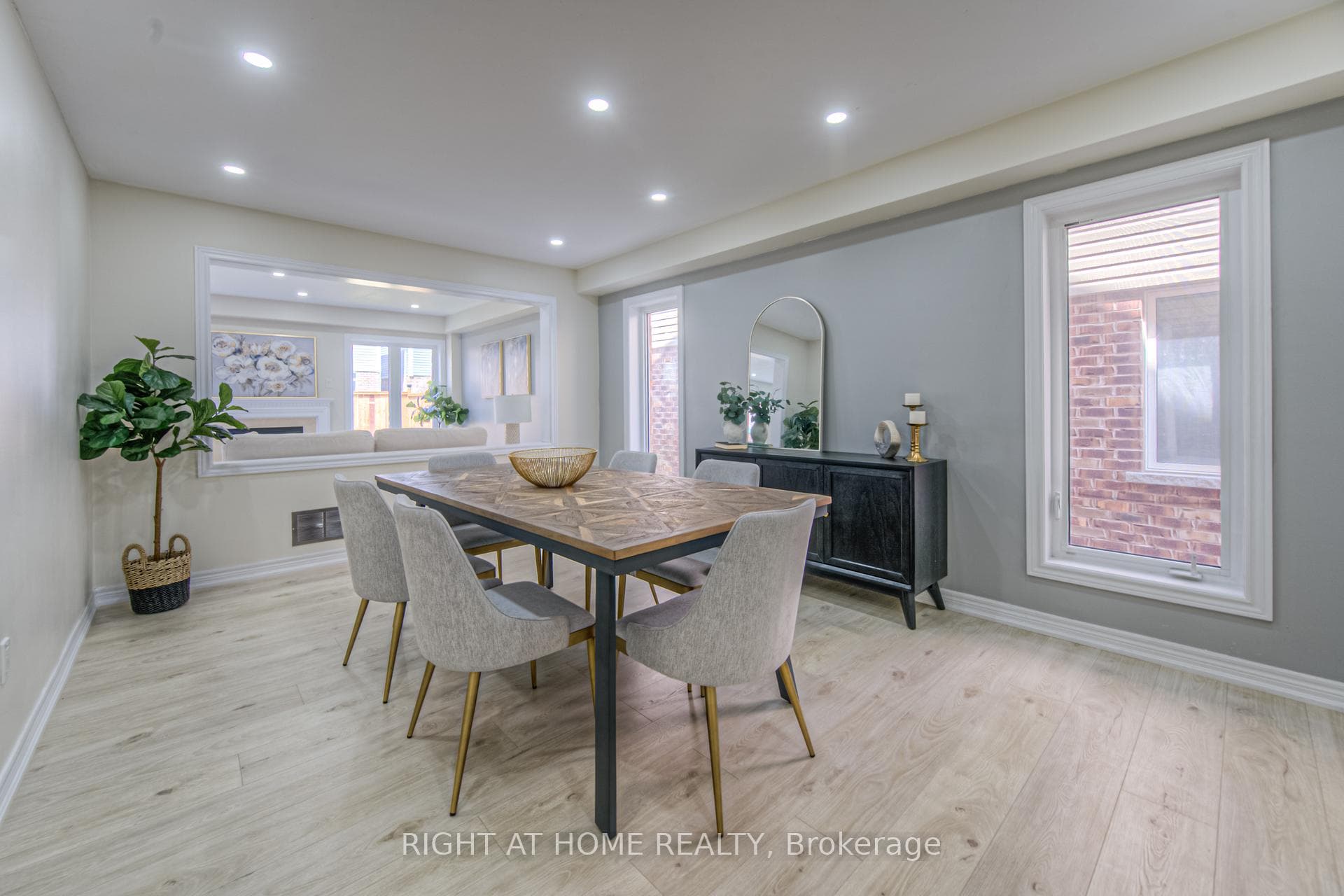 47 Mullholland Avenue photo 8