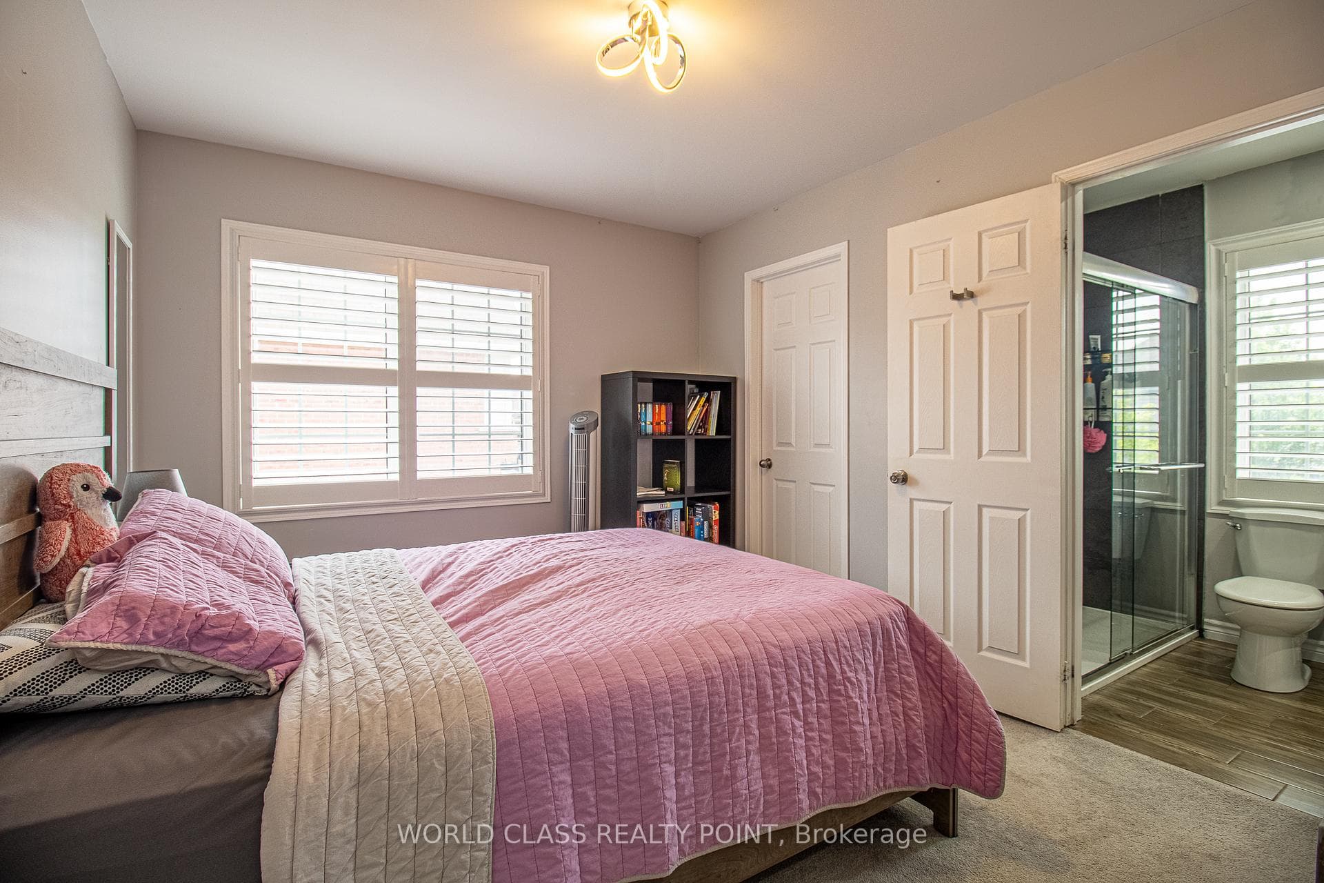 67 Turnerbury Avenue photo 36