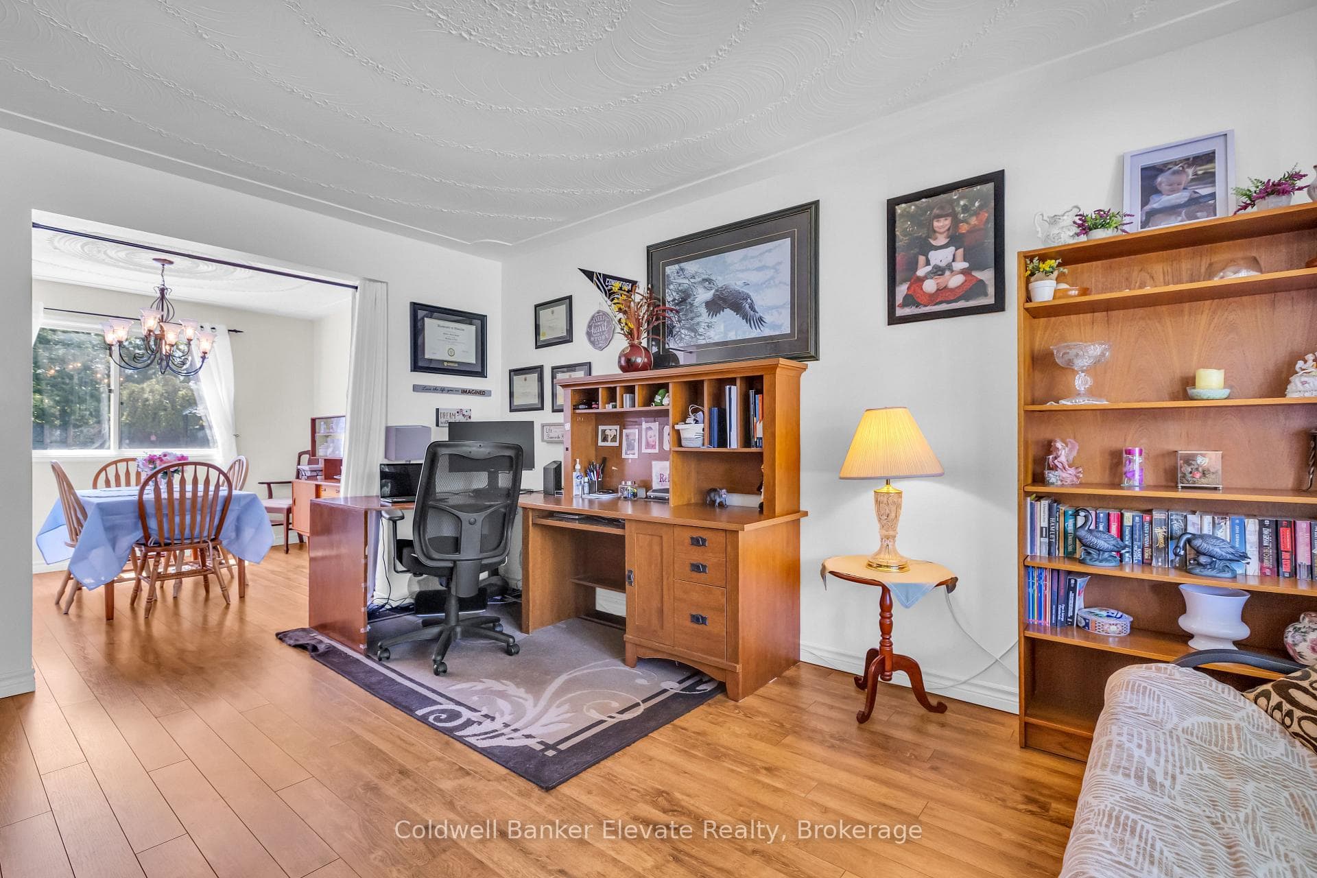 359 Lexington Road photo 6