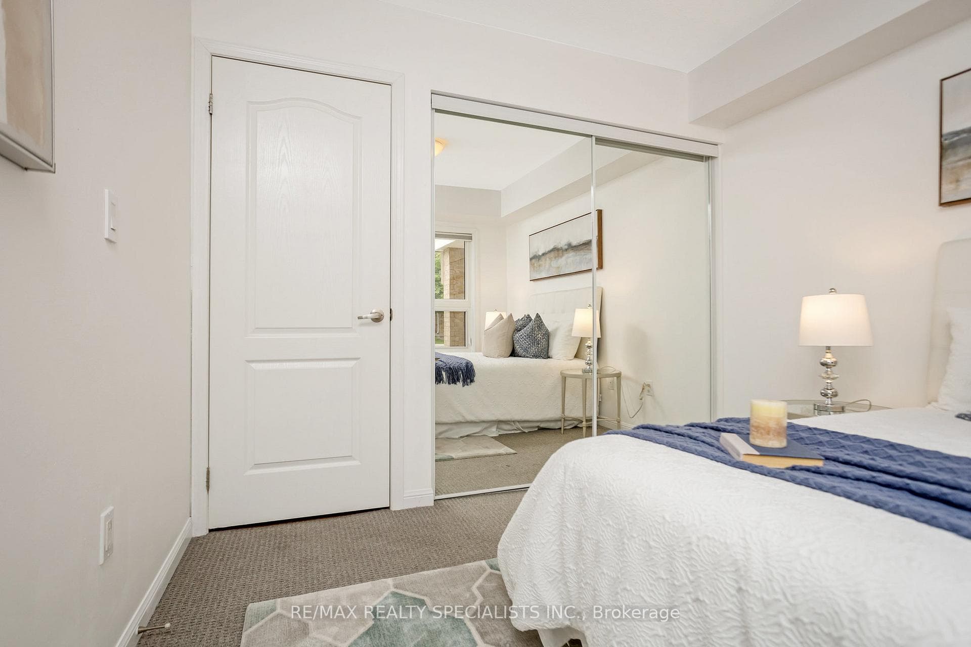 1005 Nadalin Heights Unit 101 photo 18