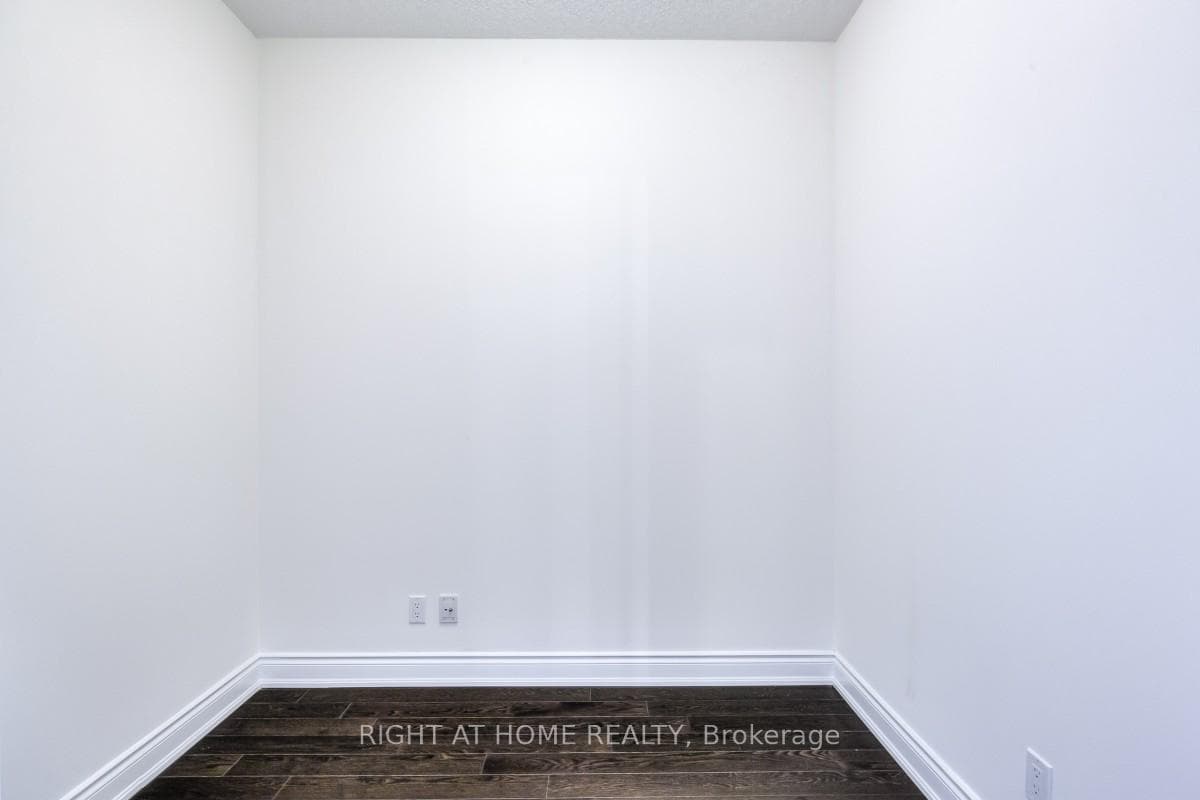 10 Bloorview Place Unit 704 photo 16