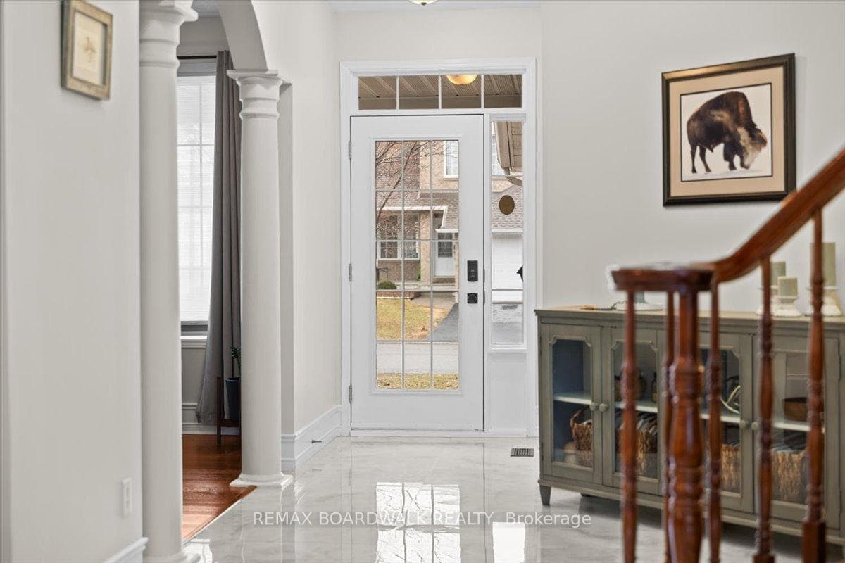 131 Chancery Crescent photo 2