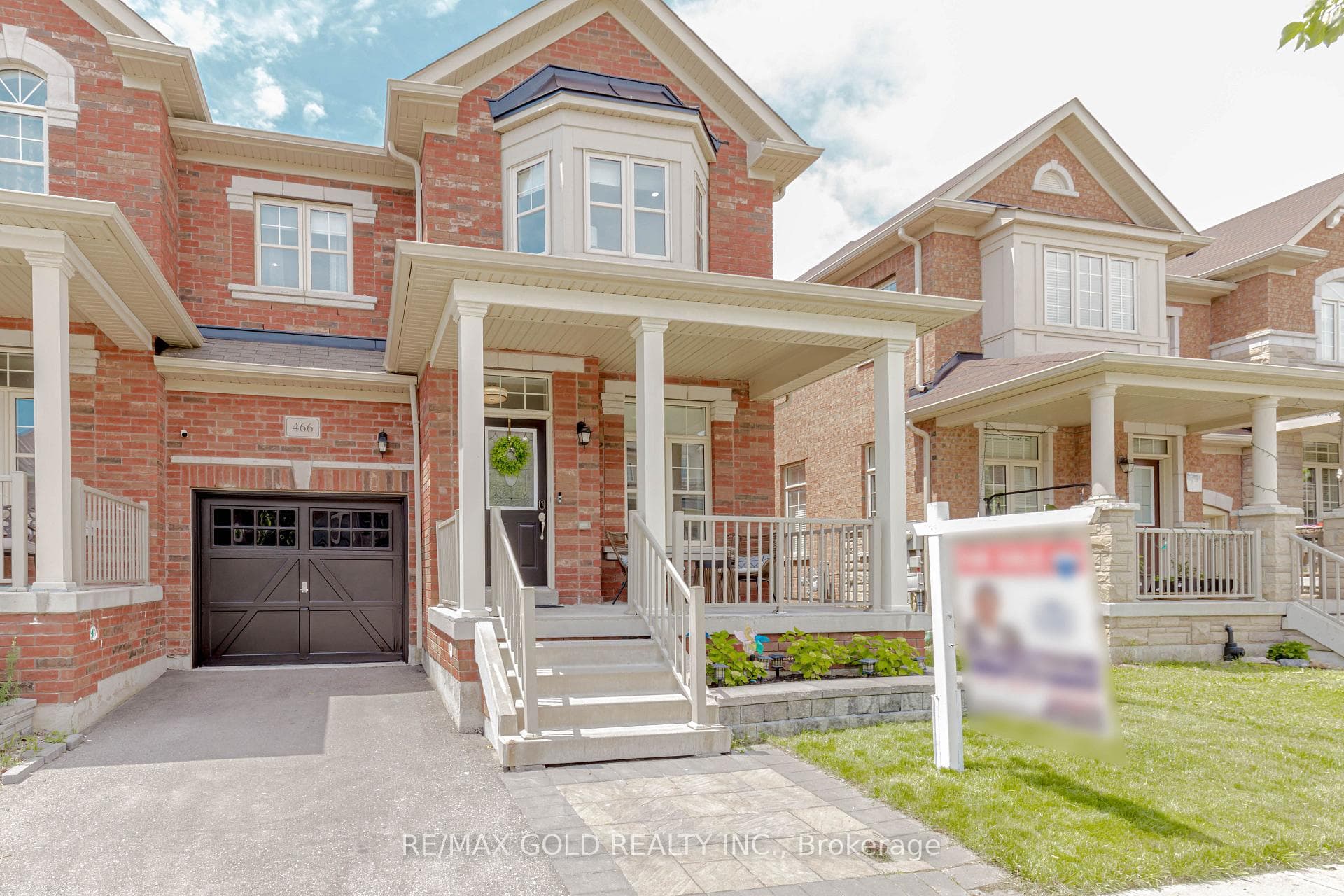 466 Terrace Way photo 1