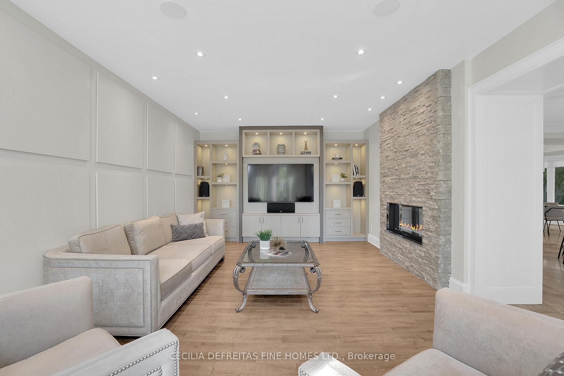 74 Mactaggart Drive photo 15