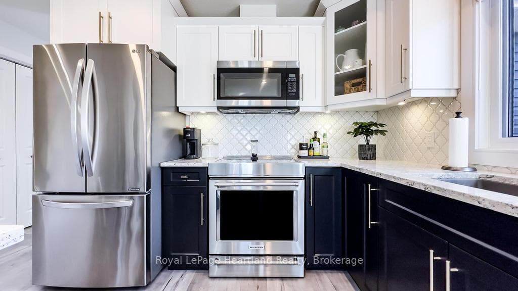 14 BLUE Boulevard photo 11