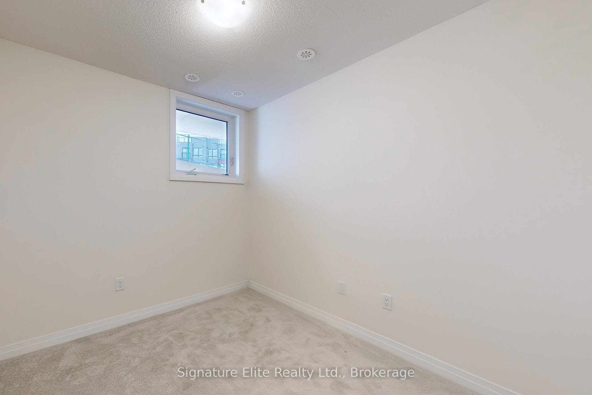 35 Priya Lane Unit 25 photo 18