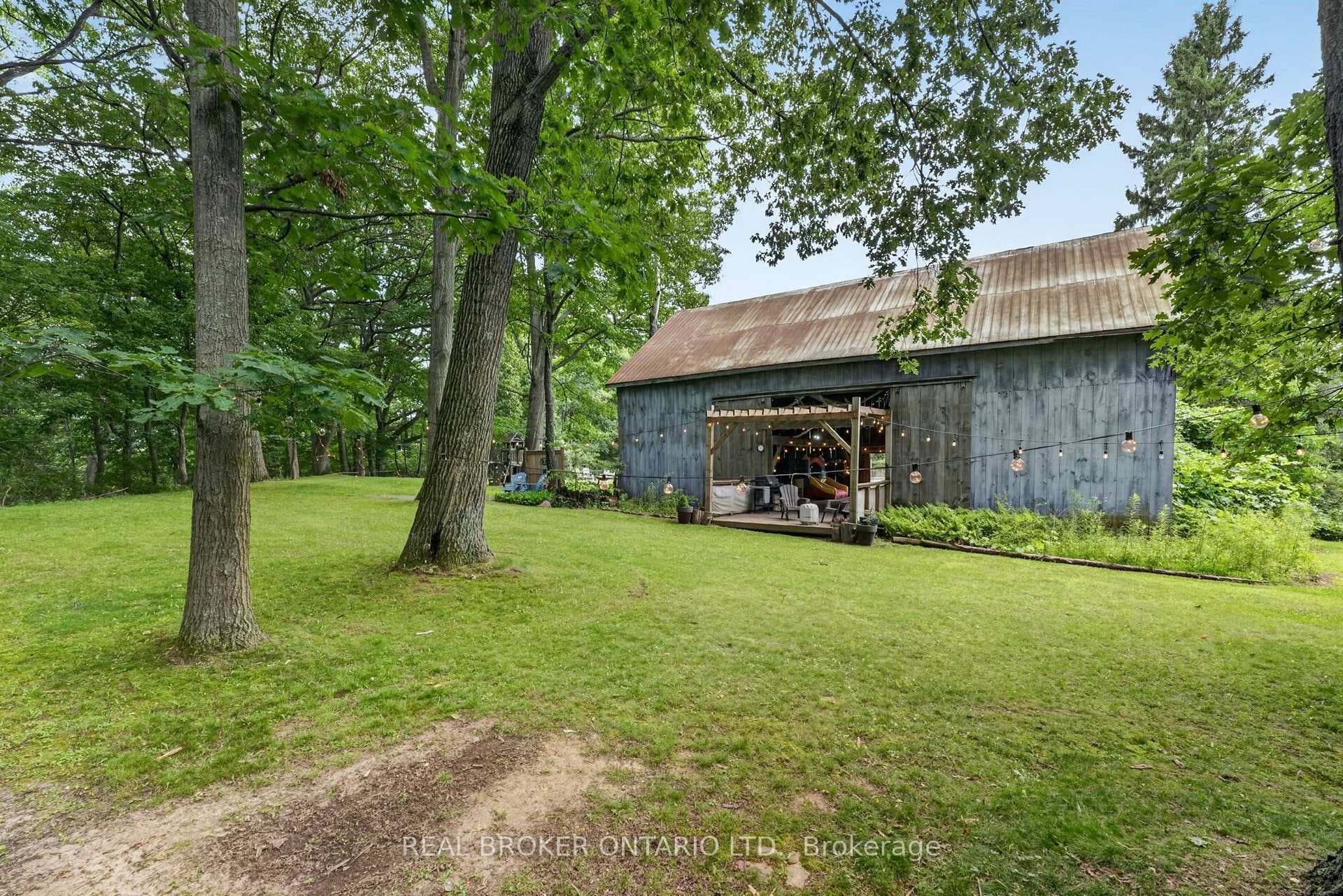 345 Jerseyville Road photo 38