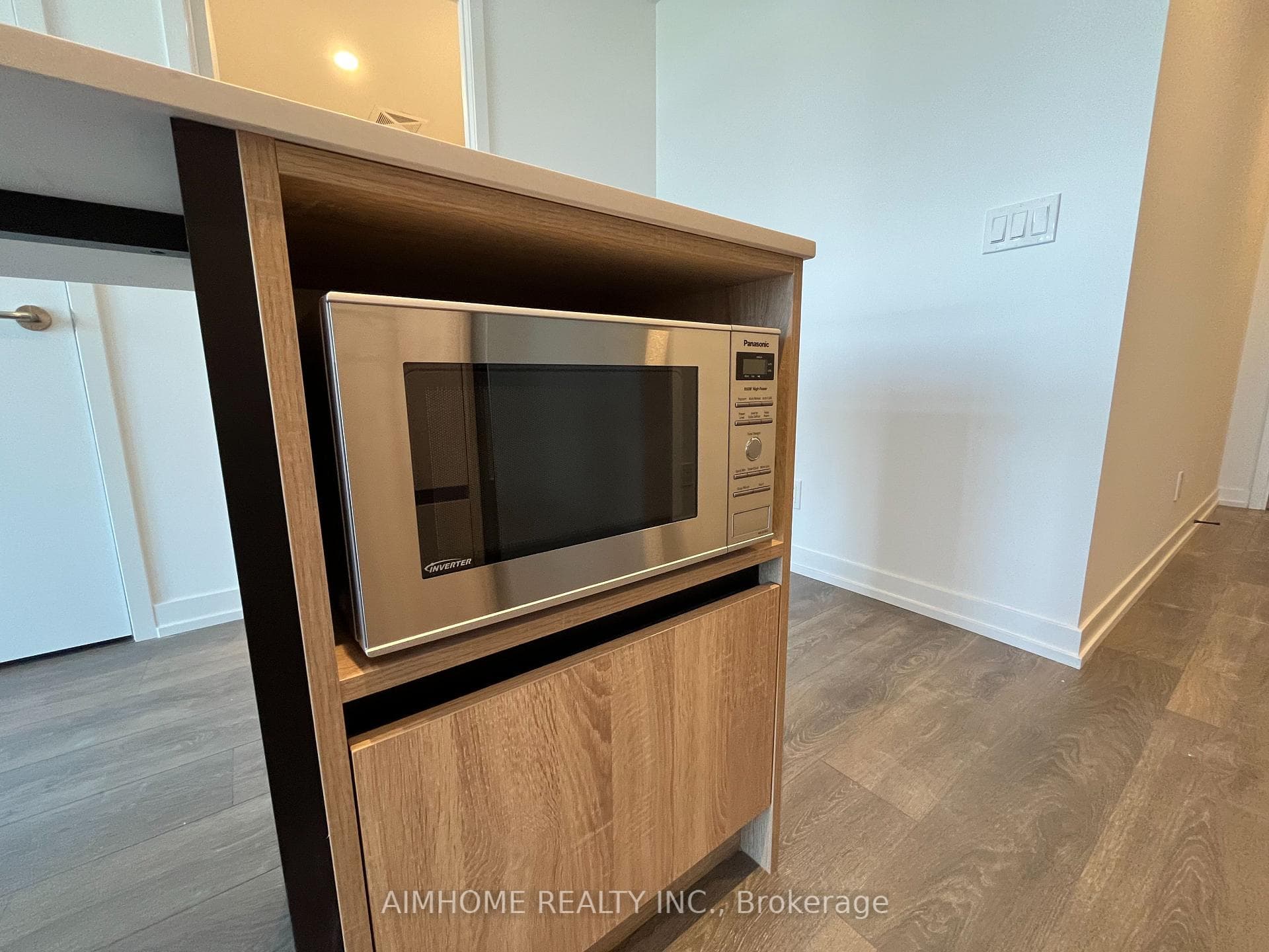 8 Beverley Glen Boulevard Unit 702 photo 10
