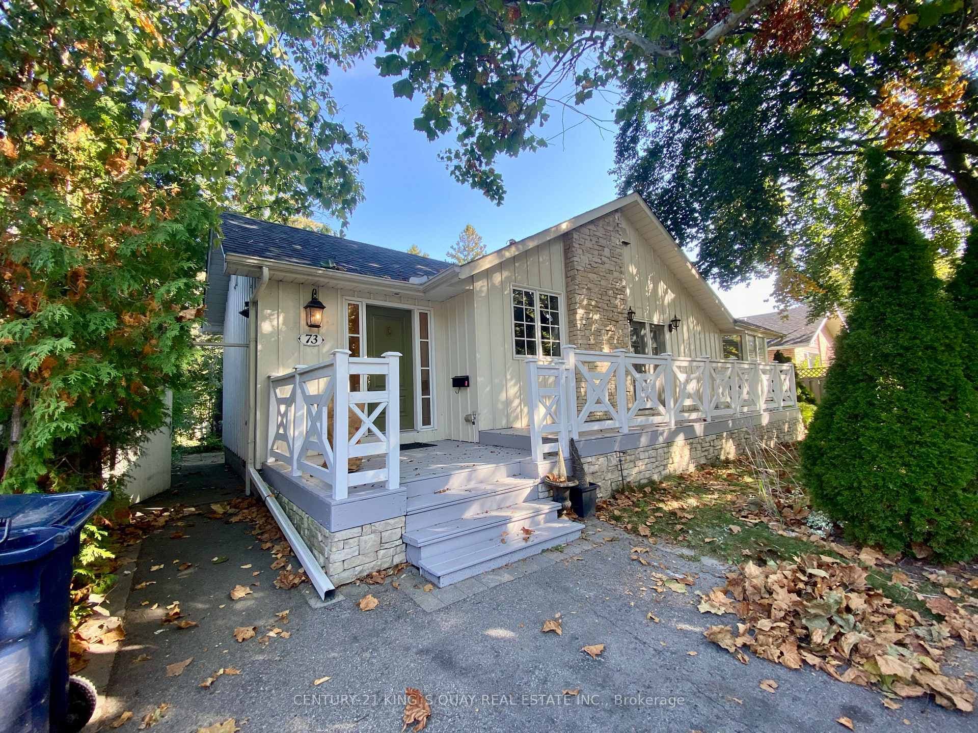 73 Norden Crescent photo 1