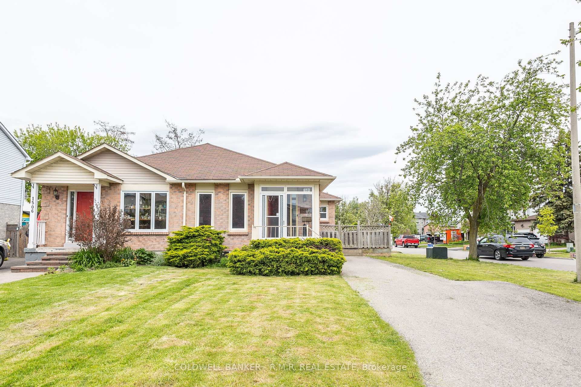 1504 Connery Crescent photo 24