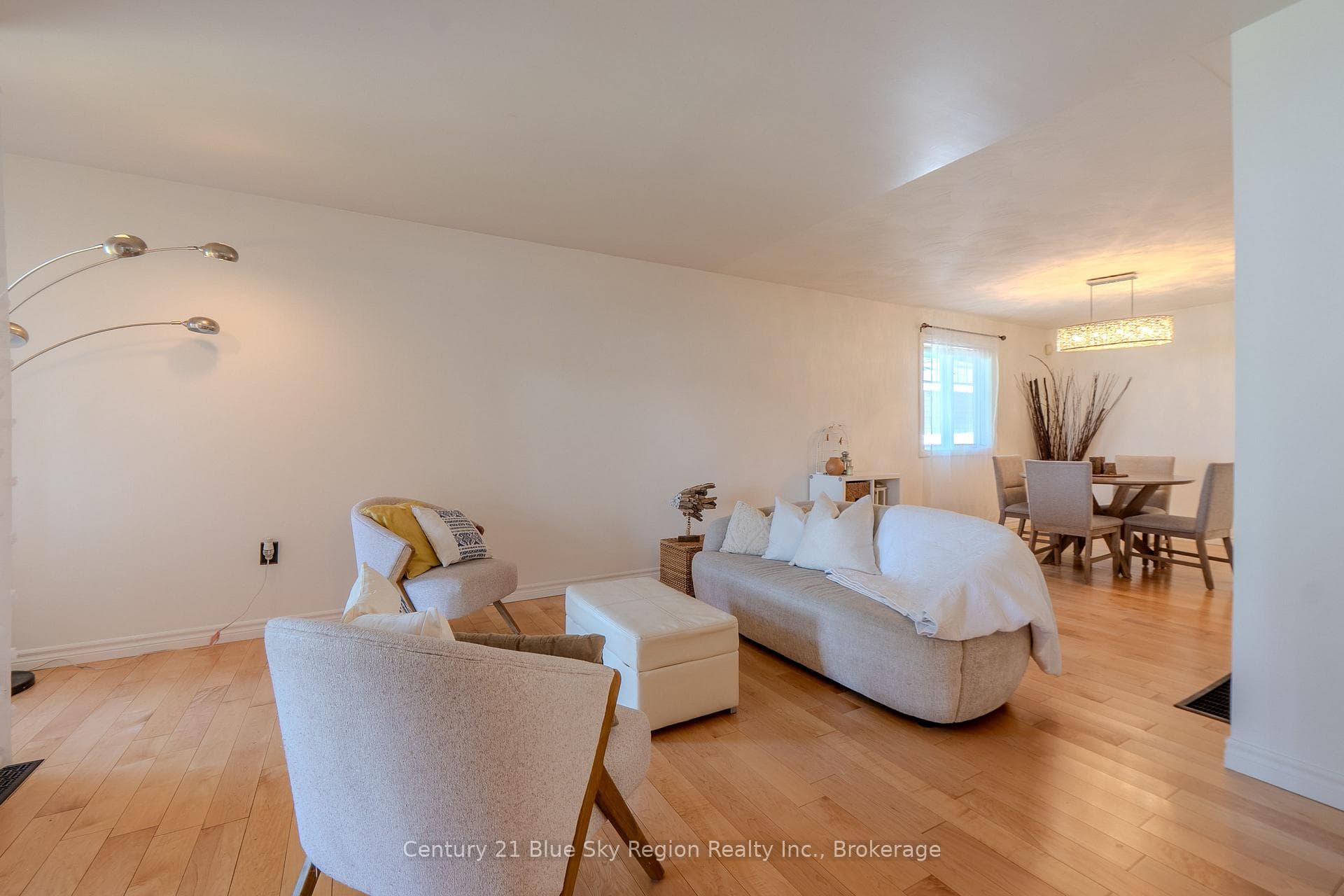 1151 Premier Road photo 12