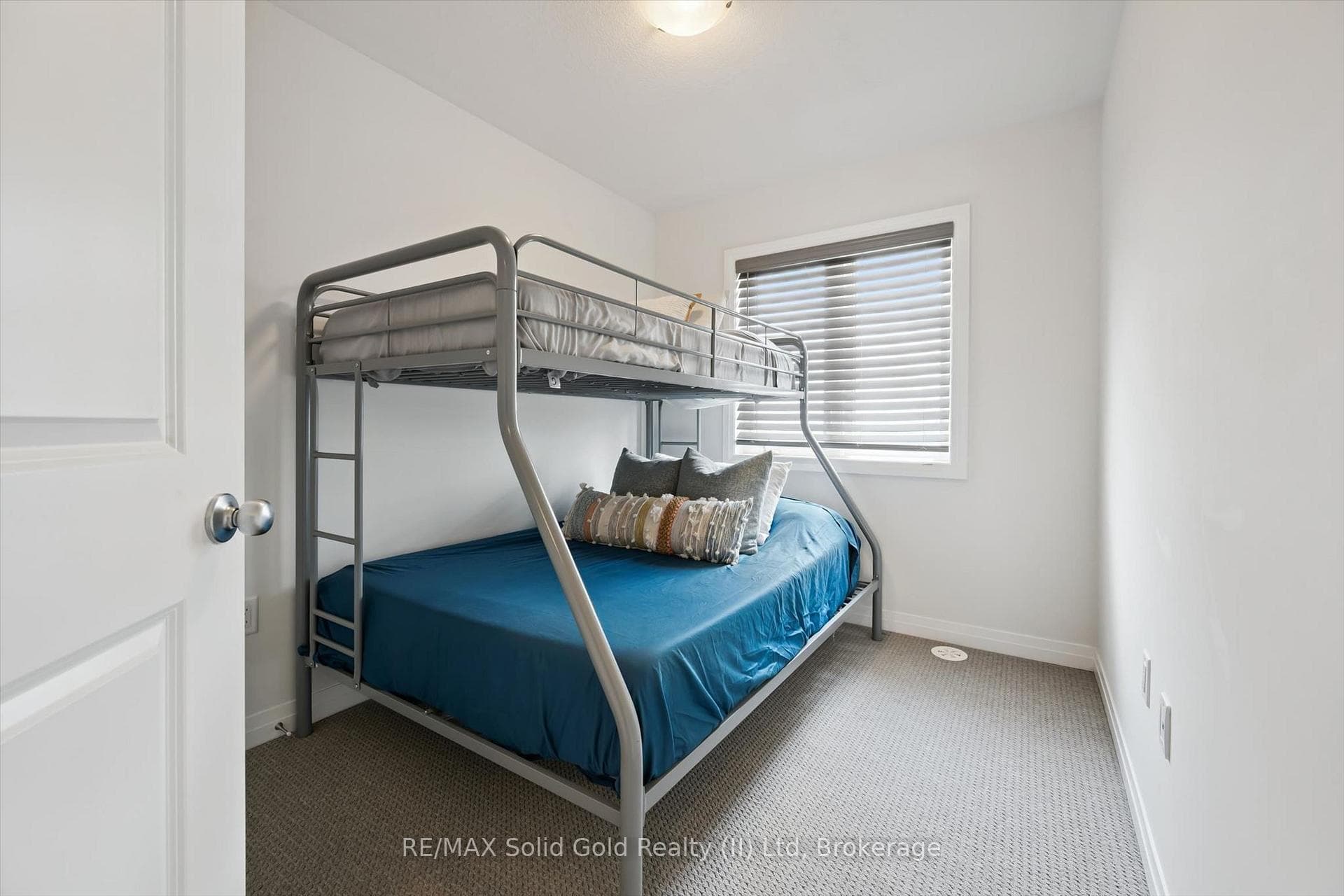 155 Equestrian Way photo 26