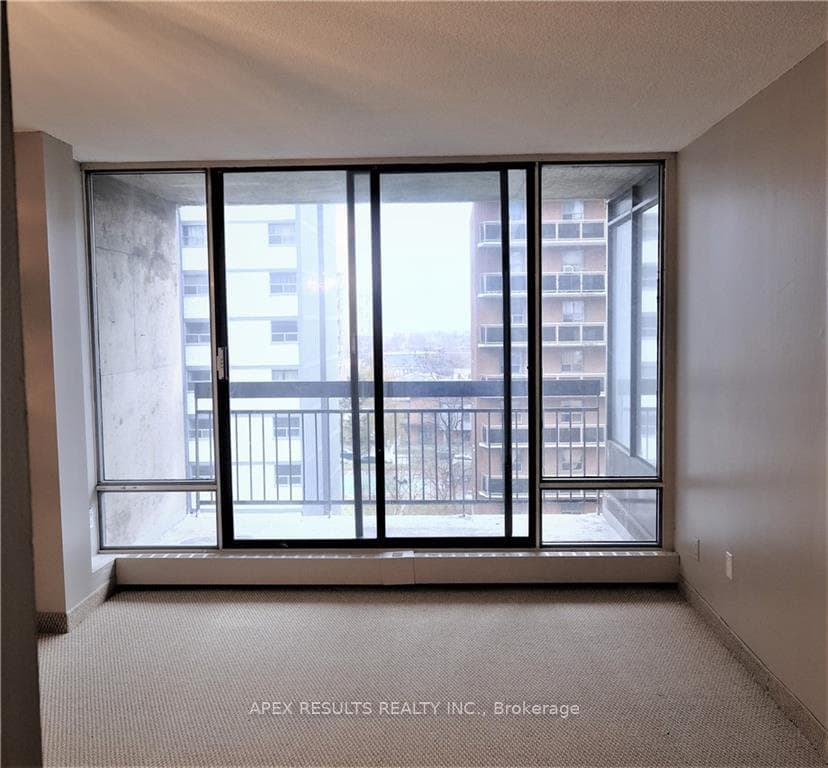 150 Charlton Avenue Unit 503 photo 13