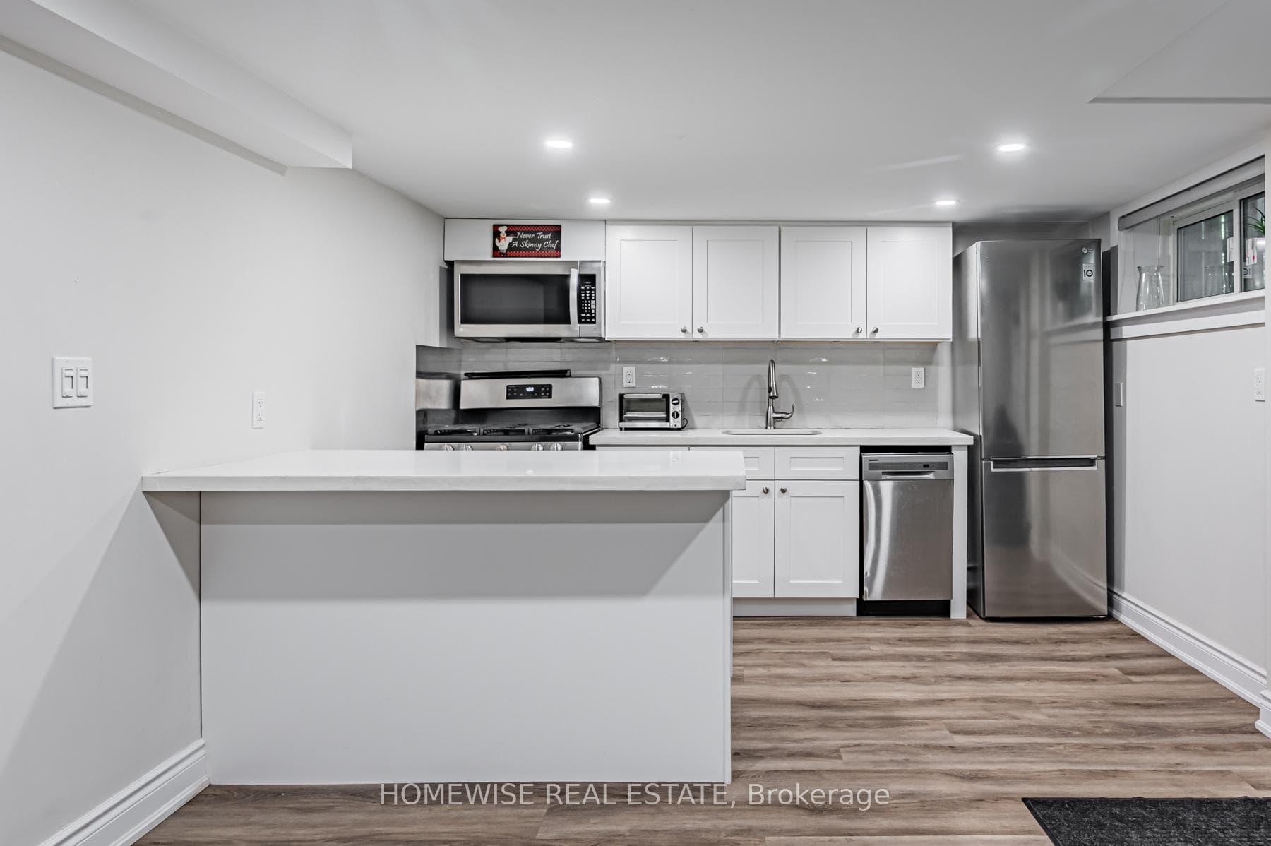 68 Fairleigh Crescent Unit Lower photo 5