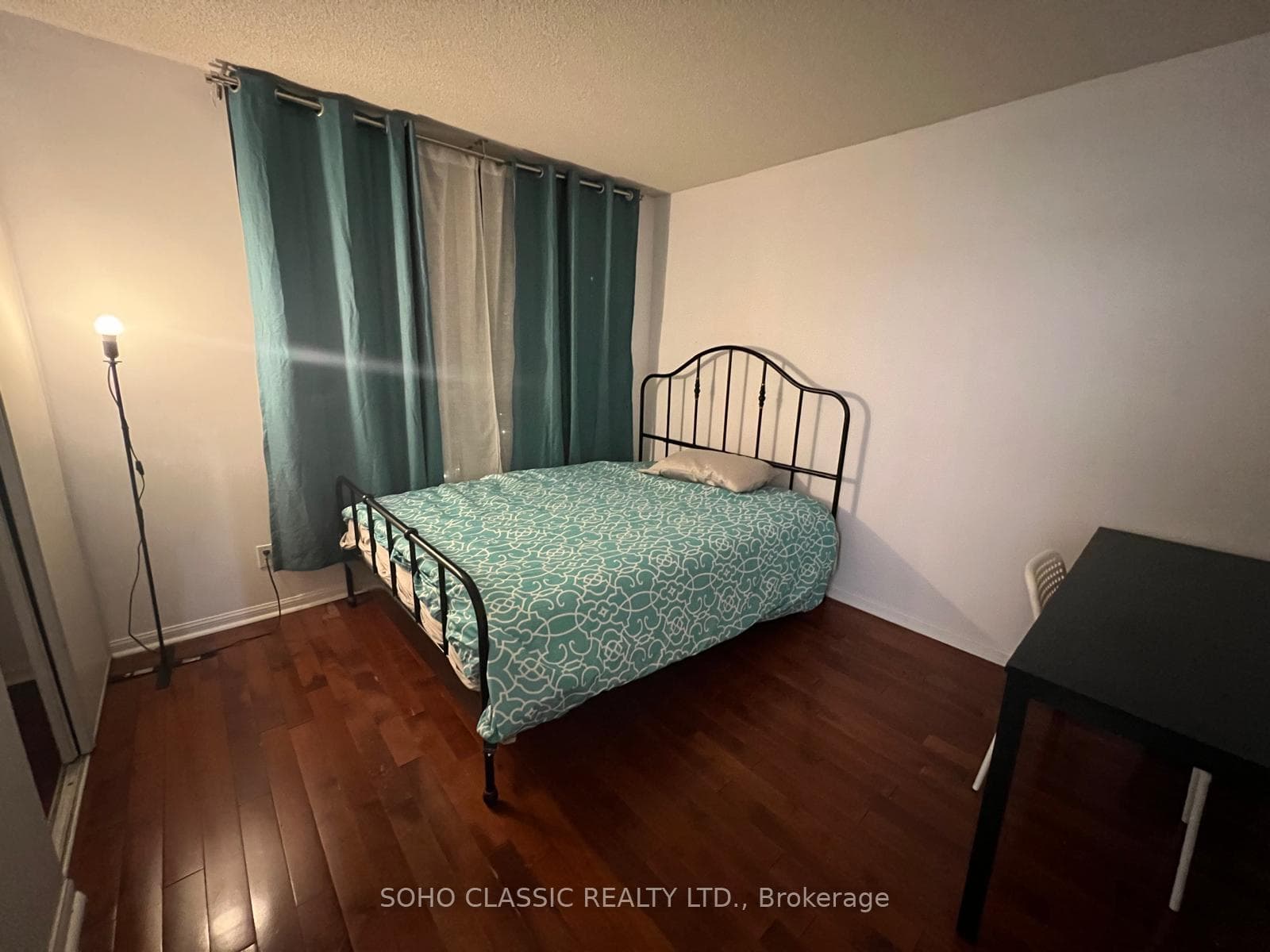24 Wellesley FURNISHED Street Unit 1406 photo 19