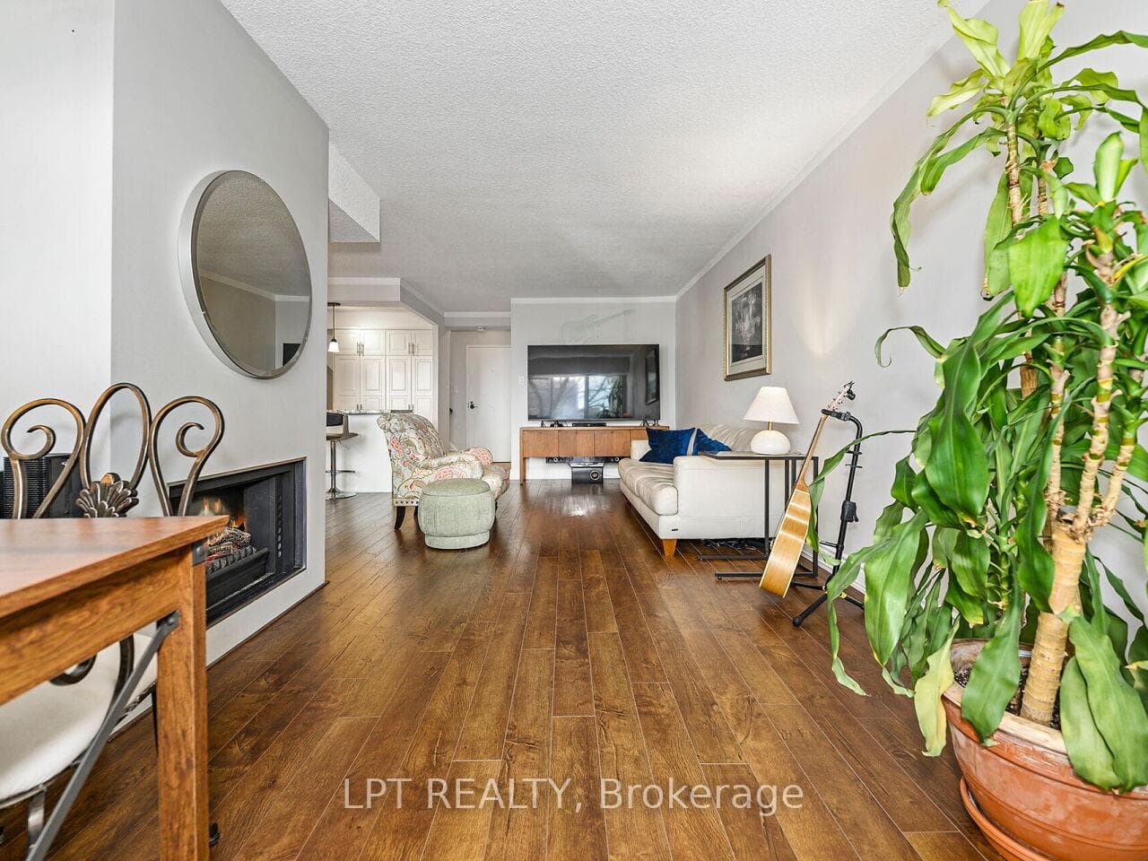1300 Marlborough Court Unit 534 photo 22