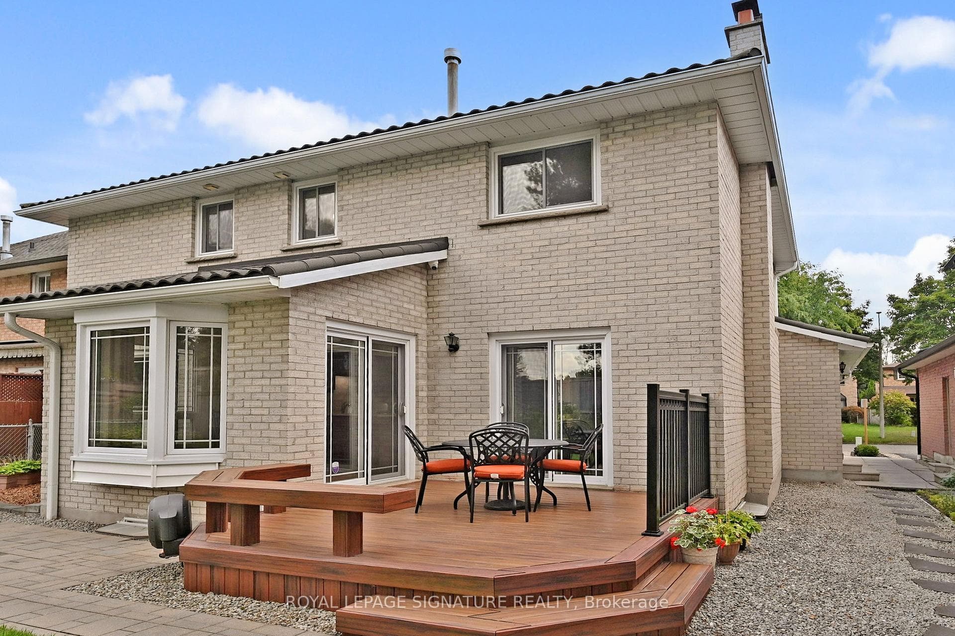 1729 Pengilley Place photo 39