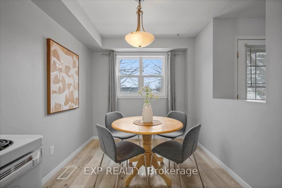 426 Grange Road Unit 49 photo 9