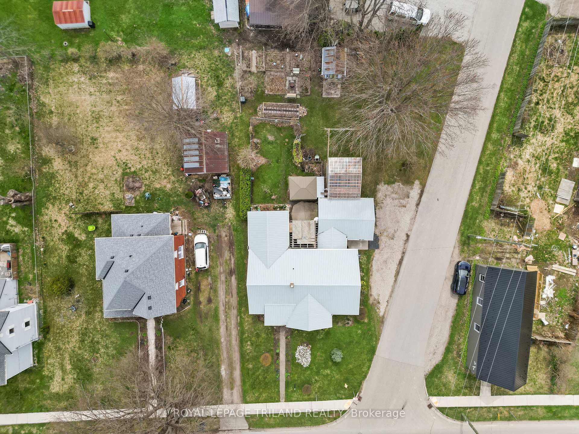 22929 Hagerty Road photo 7