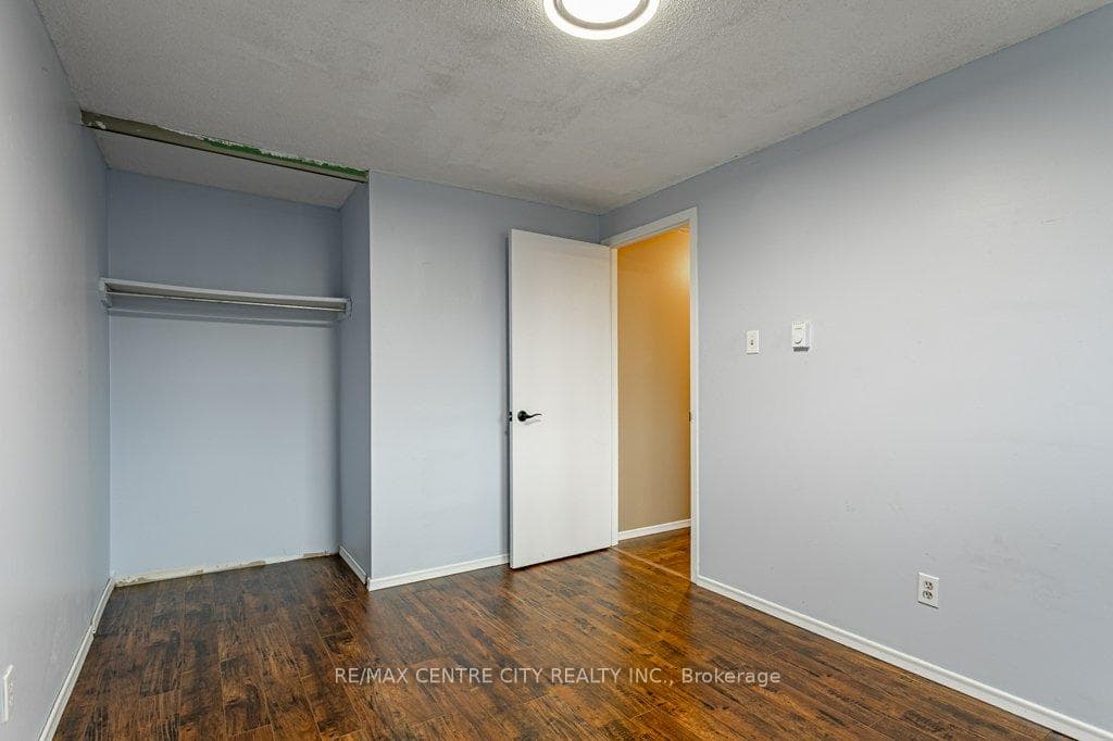 1330 Jalna Boulevard Unit 60 photo 20
