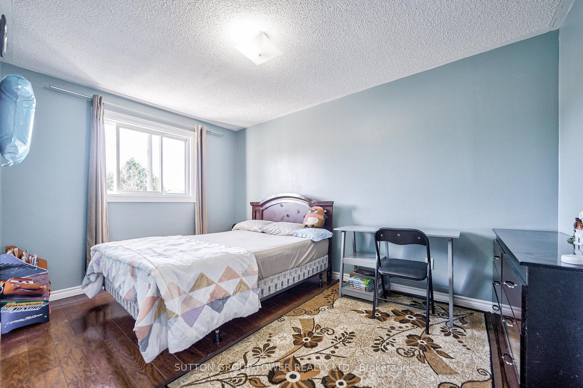 51 Dumfries Avenue photo 22
