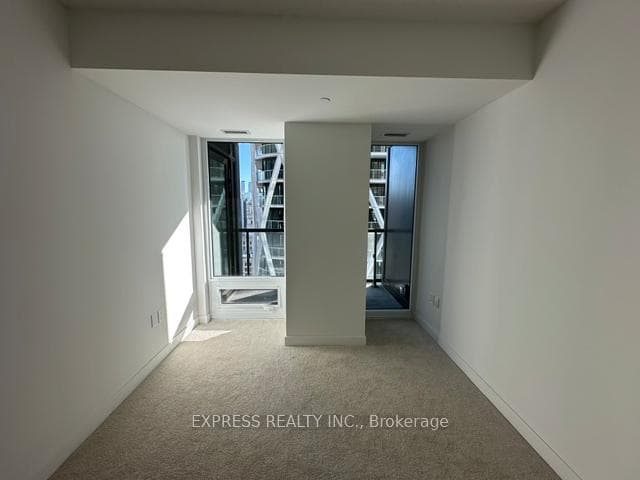 238 Simcoe Street Unit 2304 photo 5