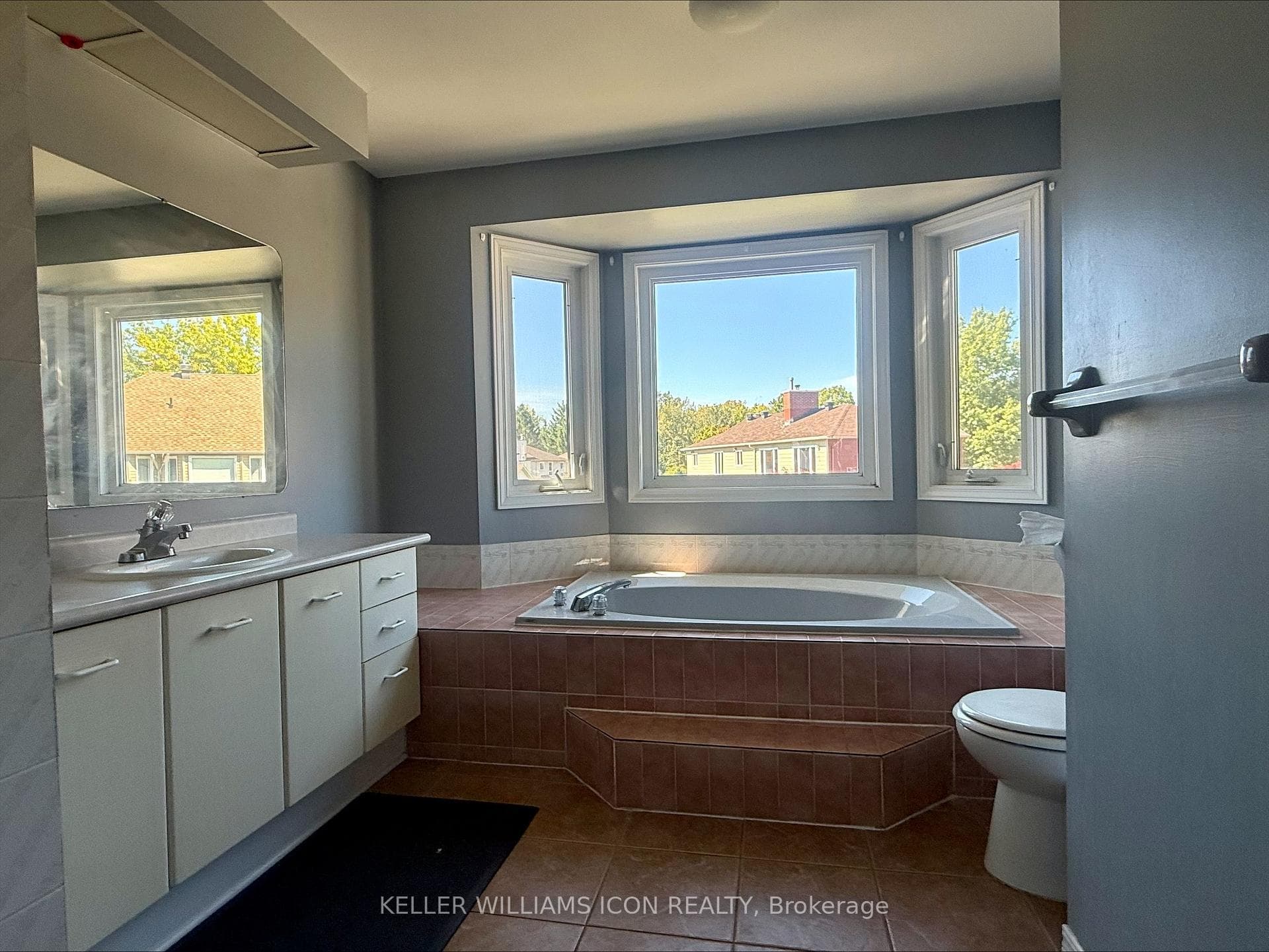 1581 Blohm Drive photo 10
