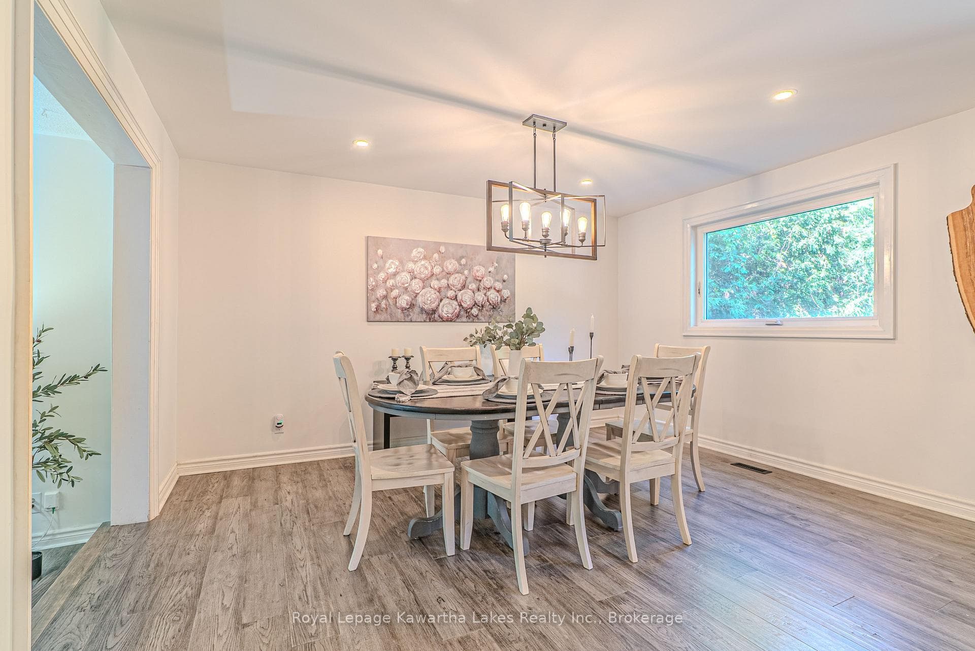 60 Sanderling Crescent photo 9