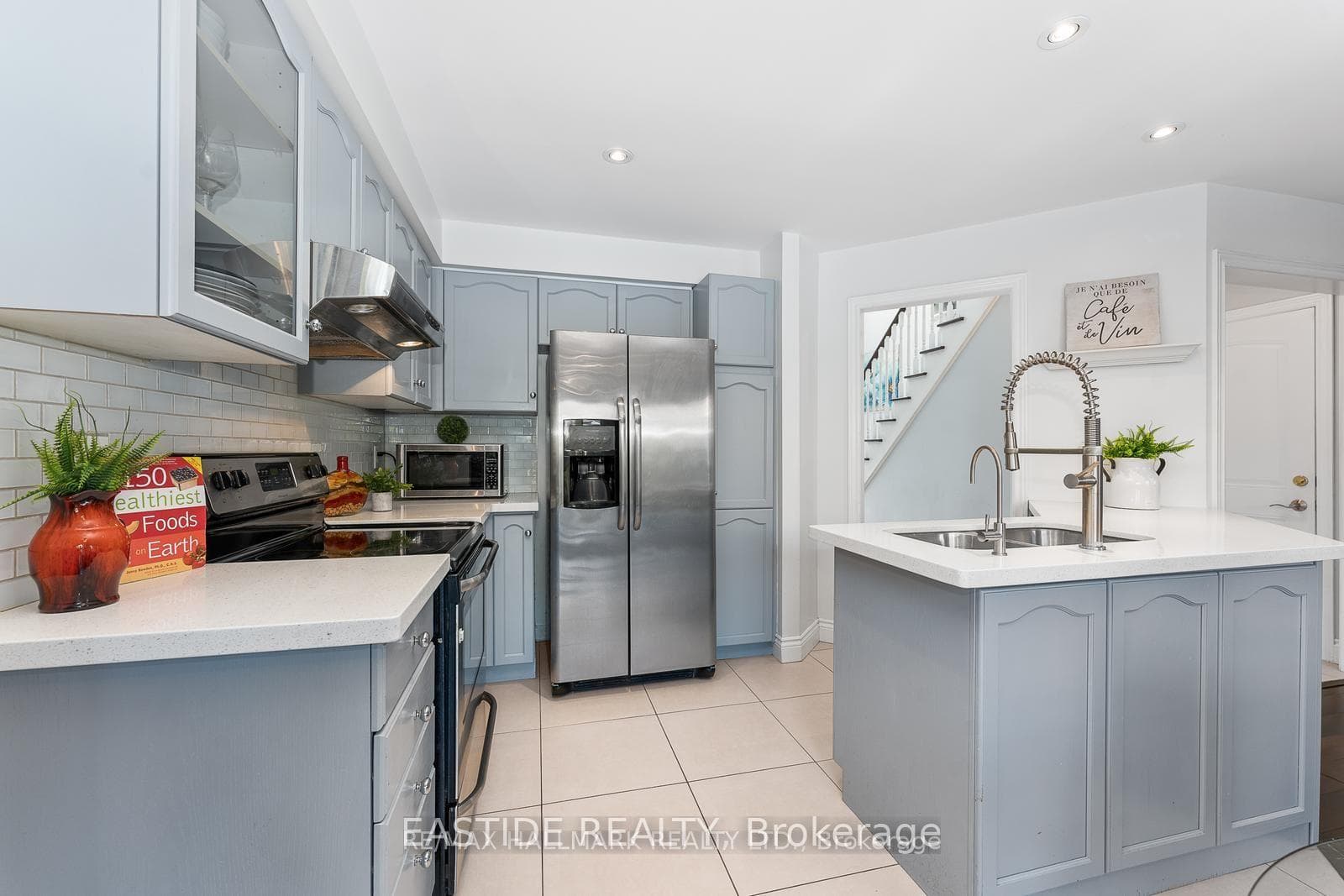 56 Adventure Crescent photo 7