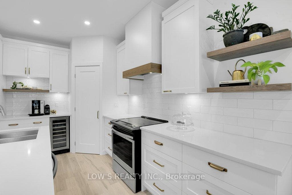 Open concept Living Room, Kitchen and Dining Room