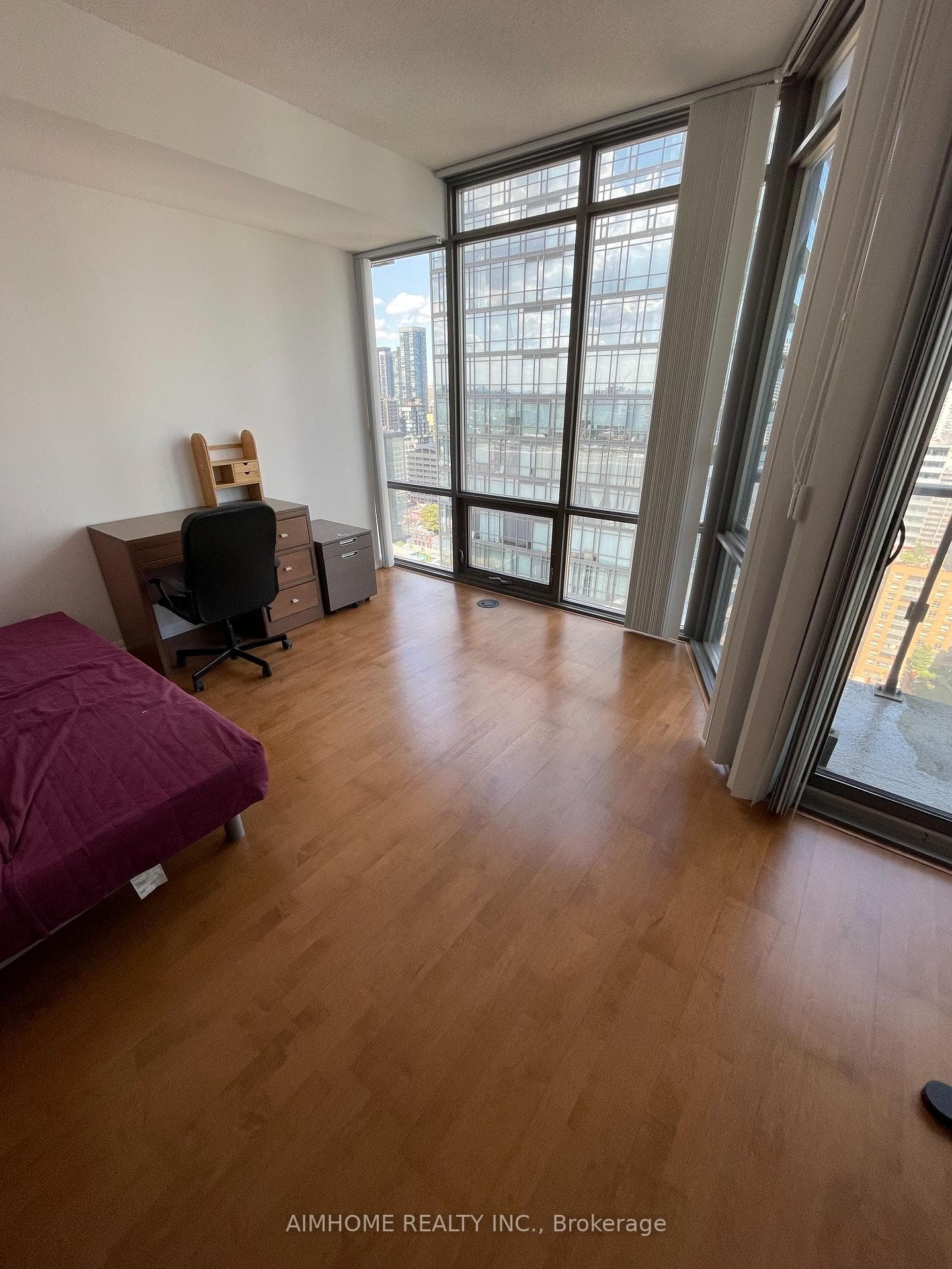832 Bay Street Unit 2407 photo 3