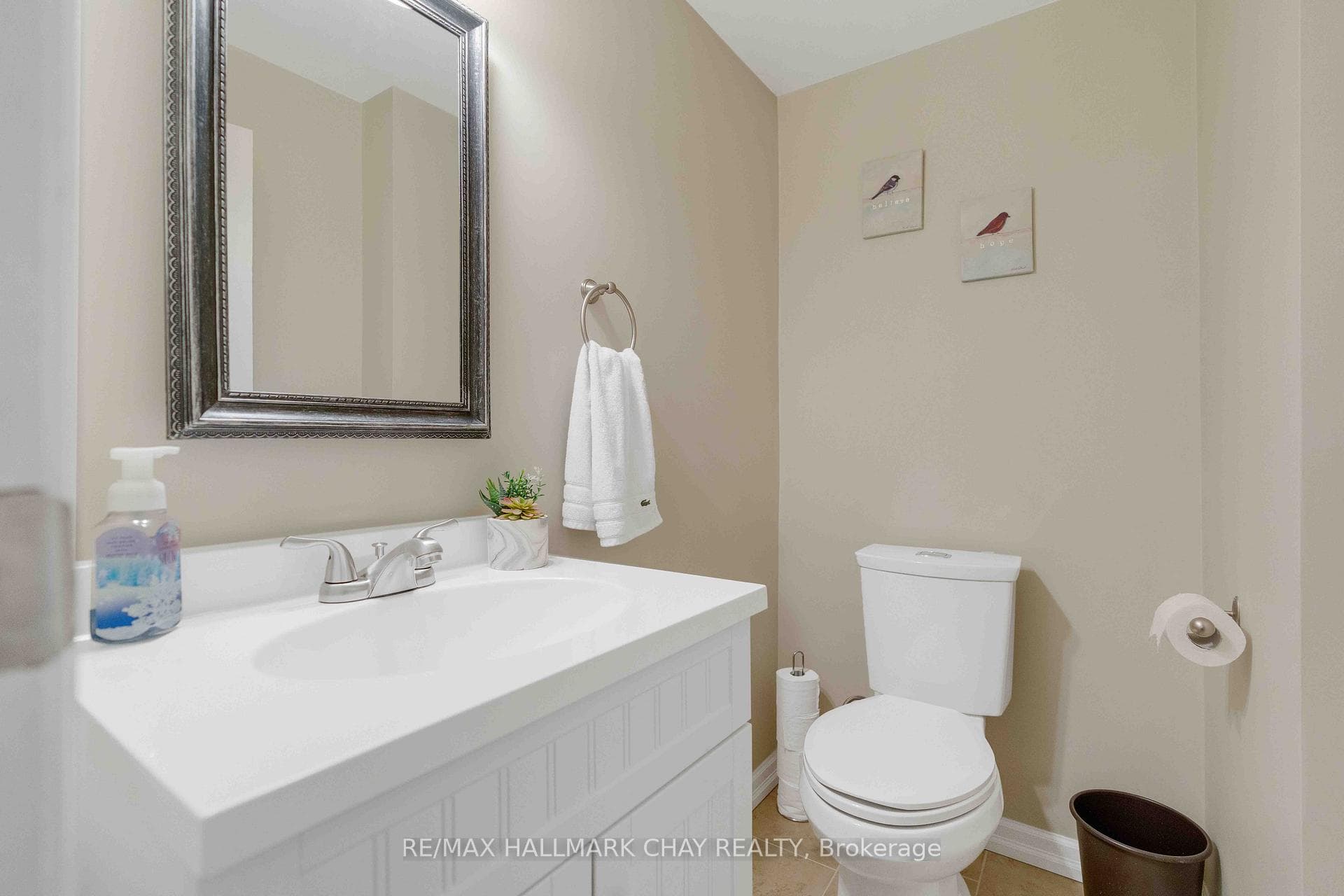 31 Sparklett Crescent photo 23