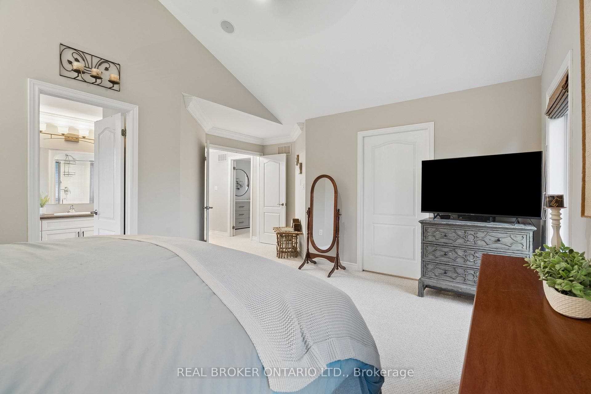 125 Wheeler Court photo 26