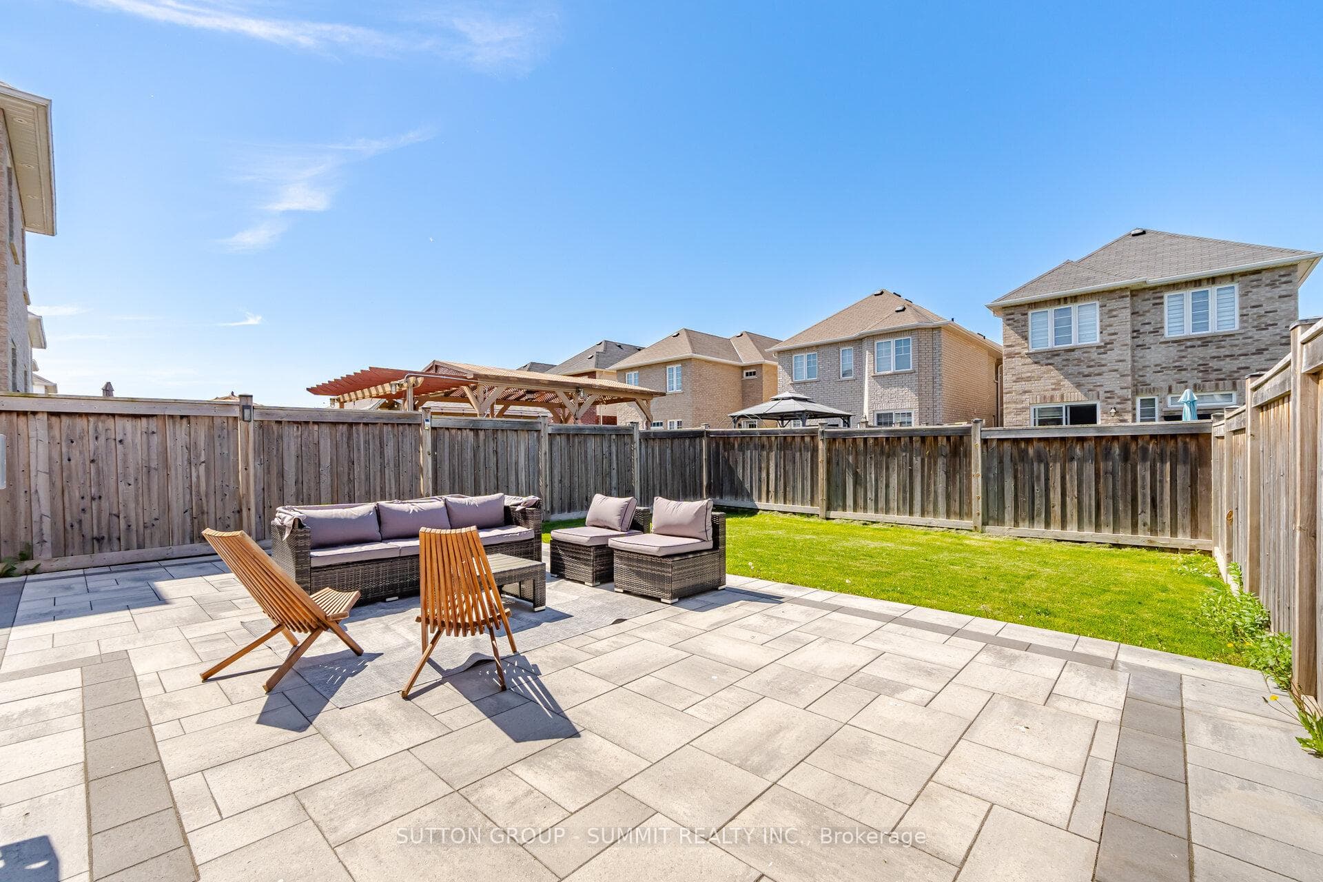 30 Mccourt Drive photo 38