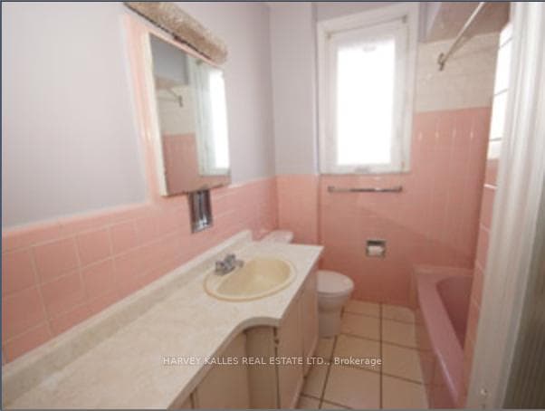 6 Croydon Road Unit 4 photo 11