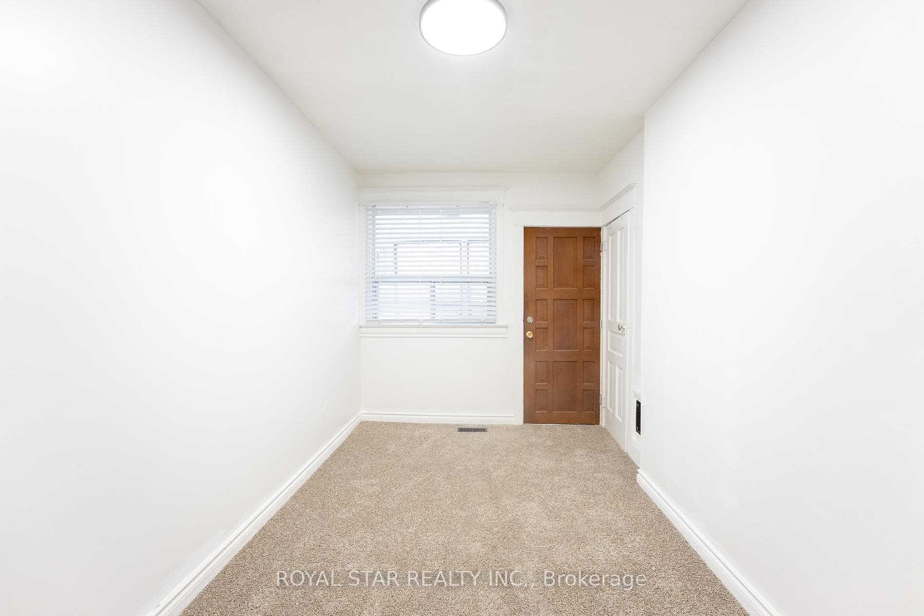 82 Westlake Avenue photo 17