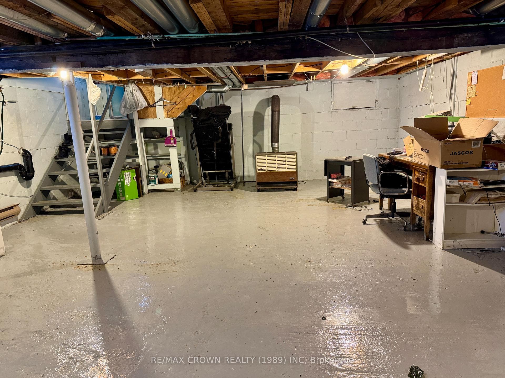 209 Ross Road photo 15