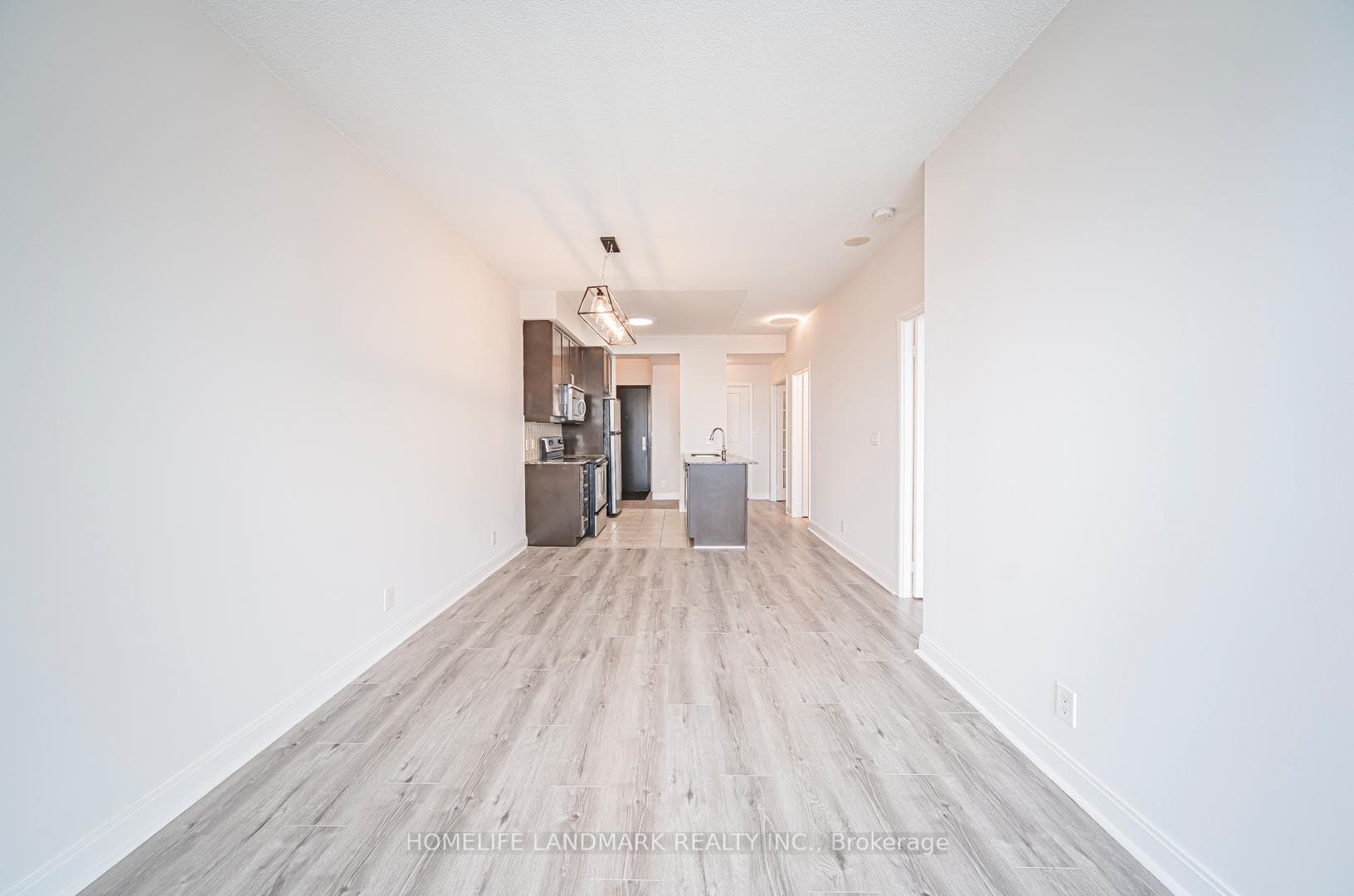 80 Absolute Avenue Unit 1001 photo 28