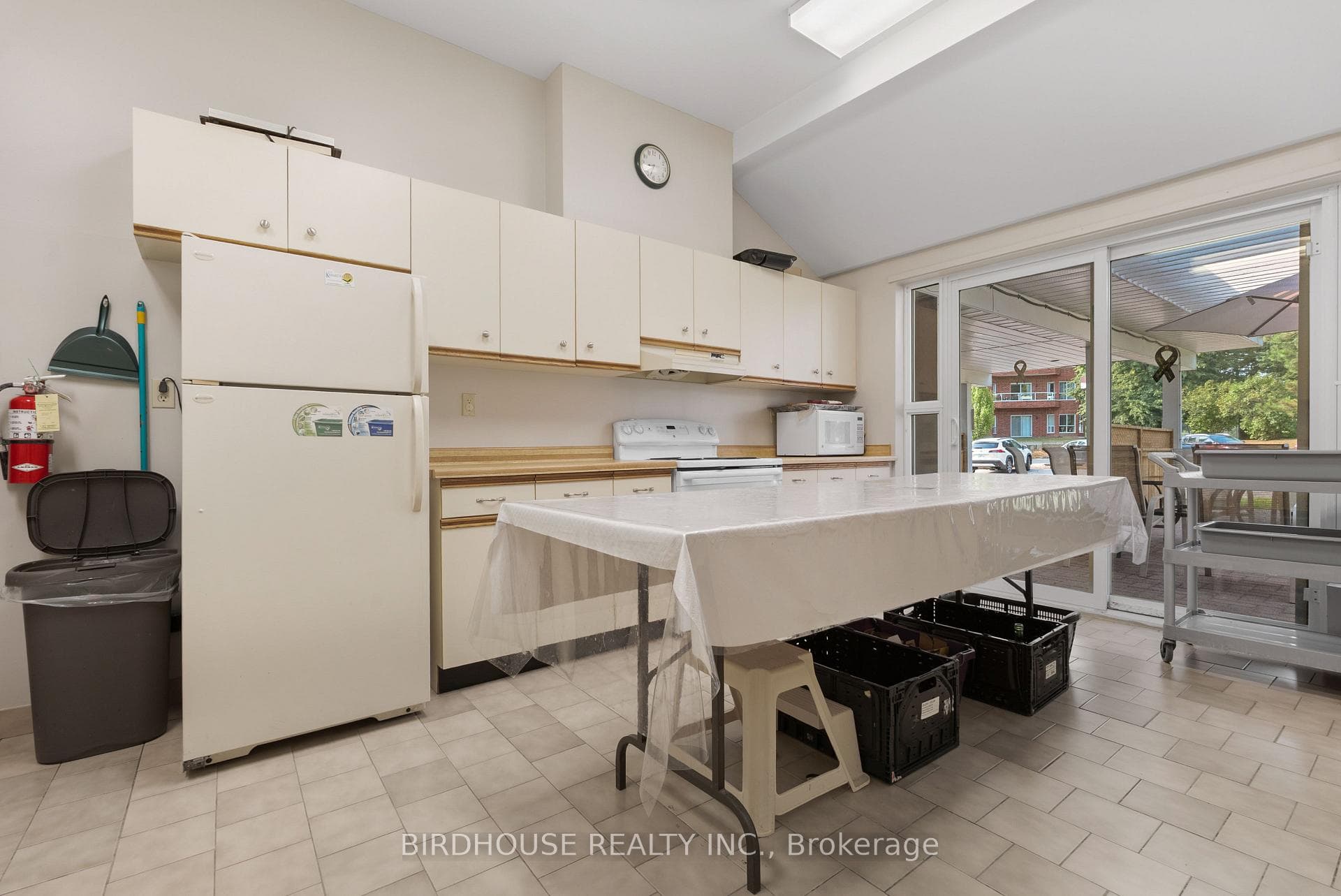 1 Heritage Way Unit 109 photo 29