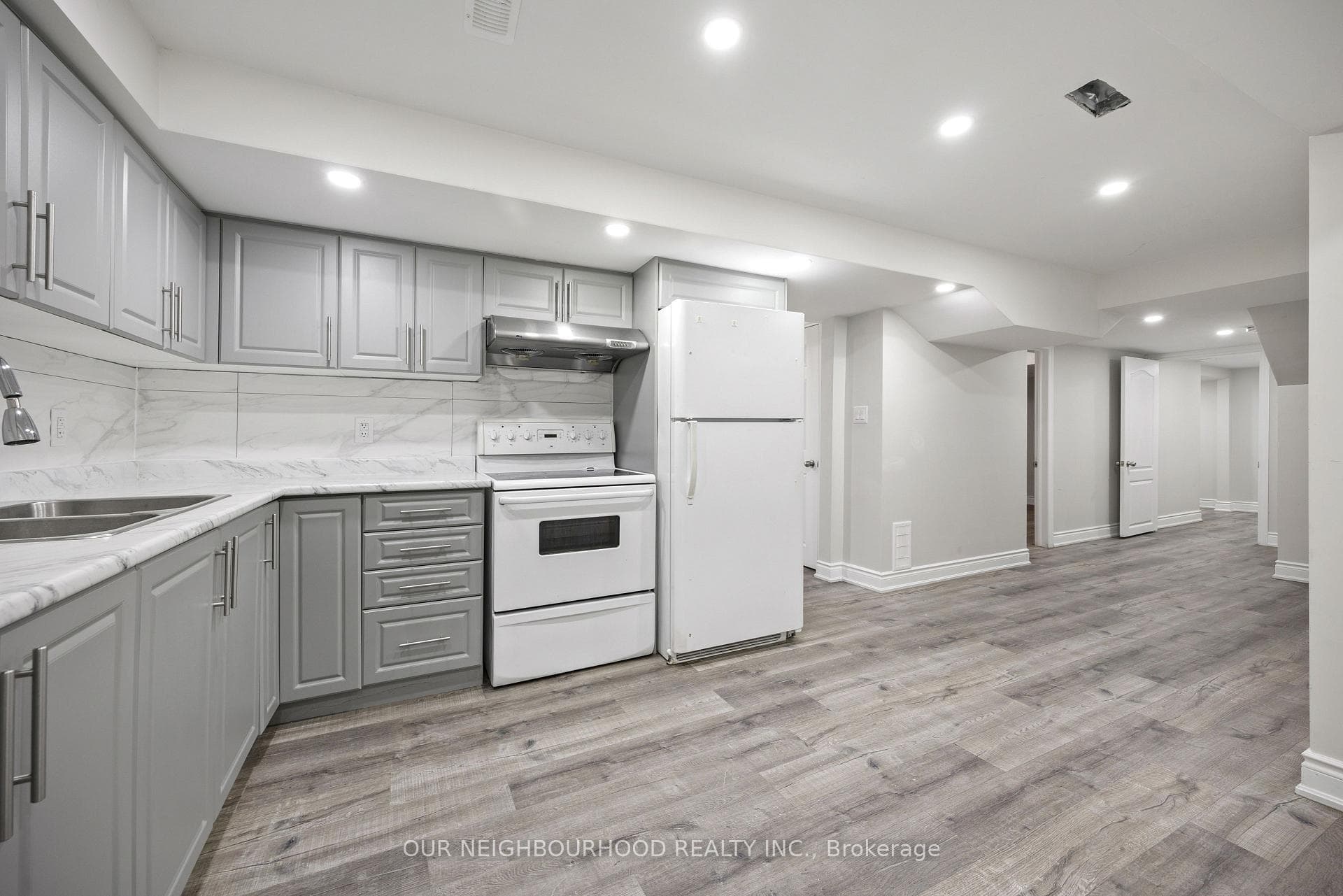 206 Sunny Meadow Boulevard Unit Bsmt photo 3