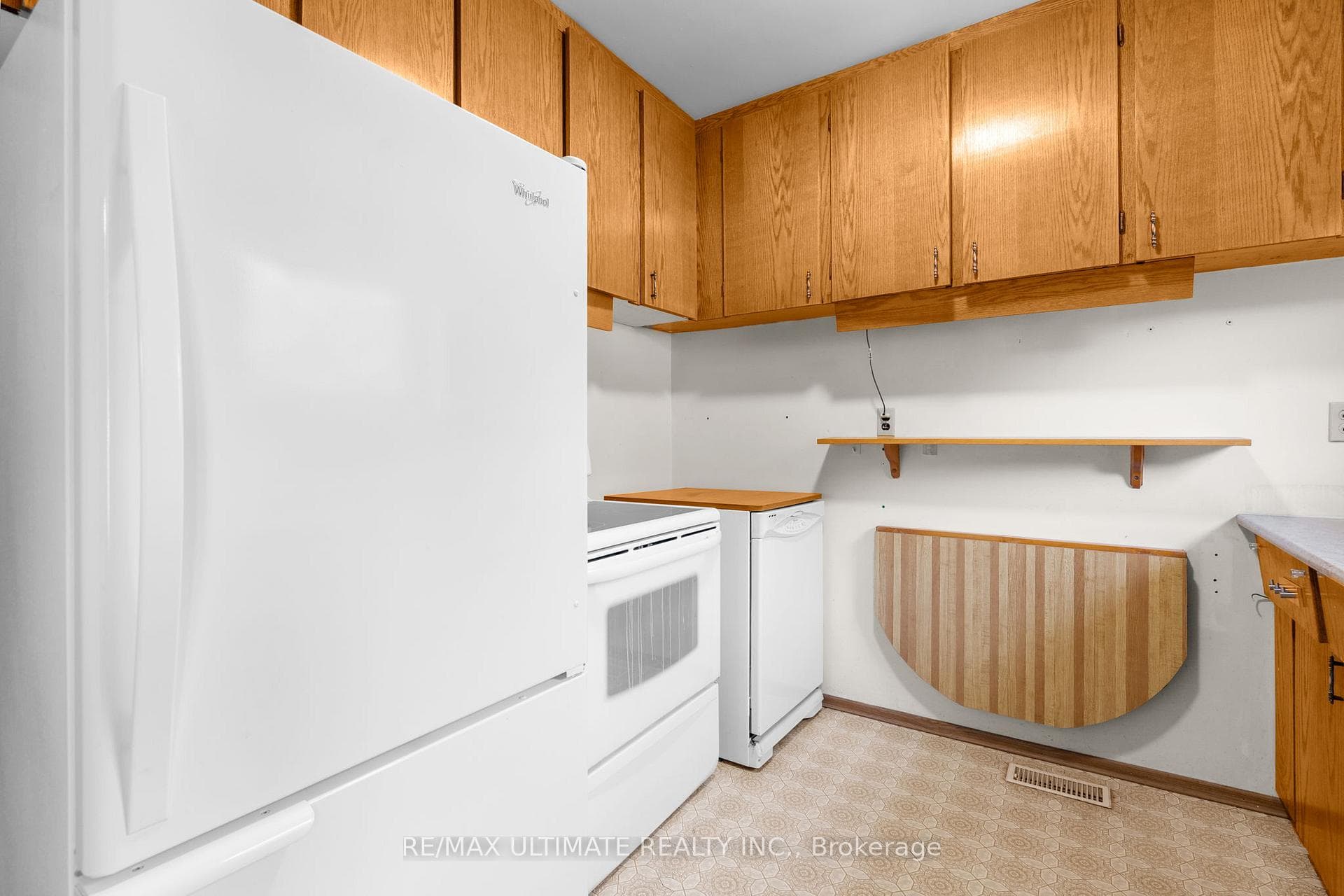 65 Georgina Drive photo 12