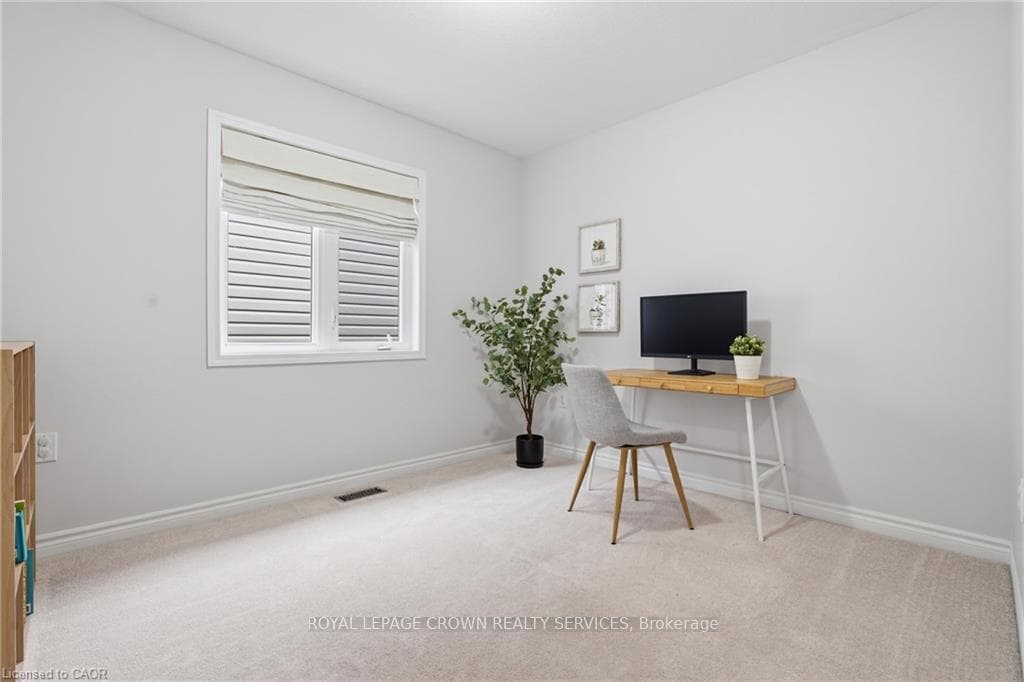125 Watermill Street photo 28