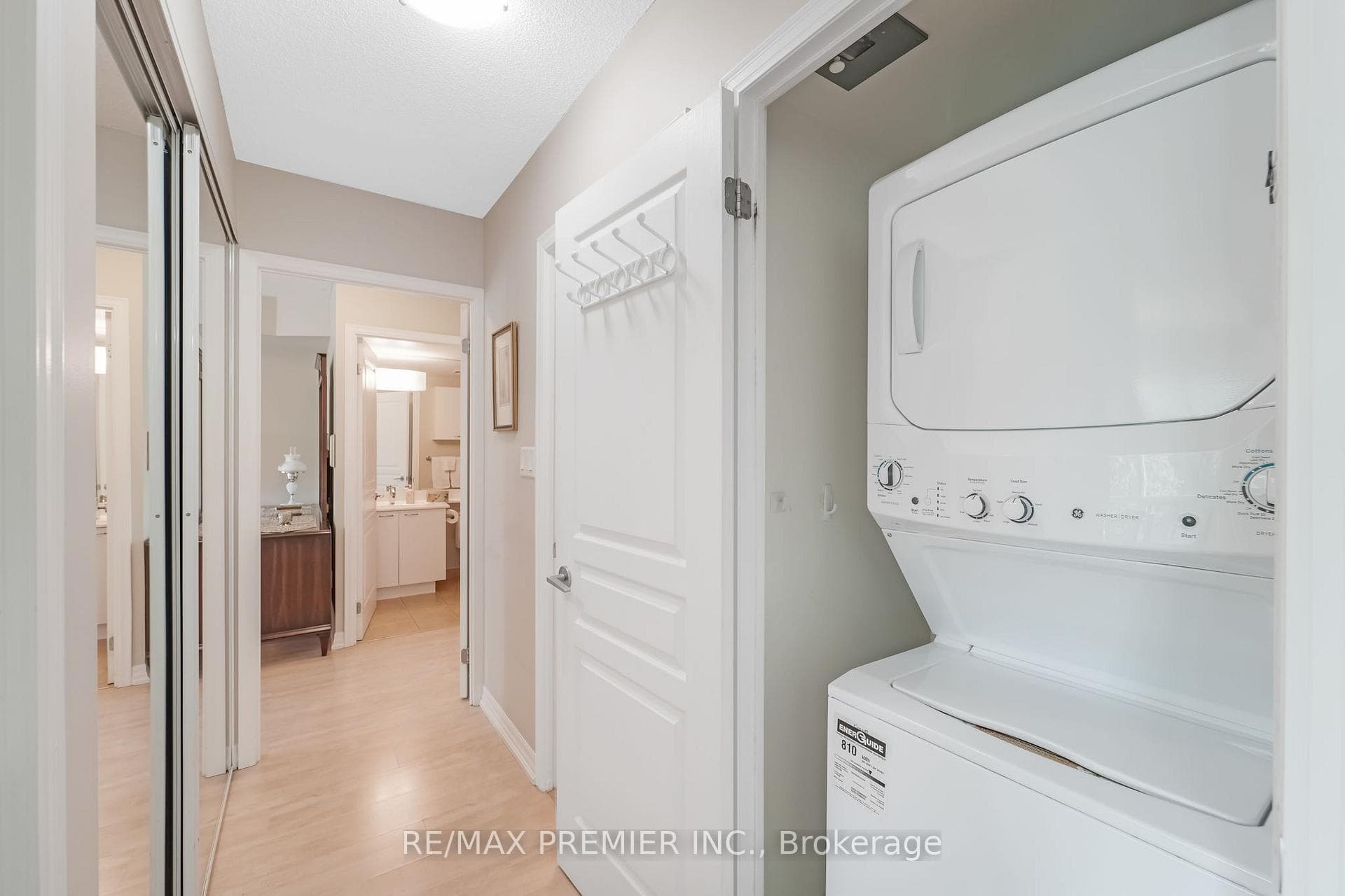 1403 Royal York Road Unit 216 photo 13