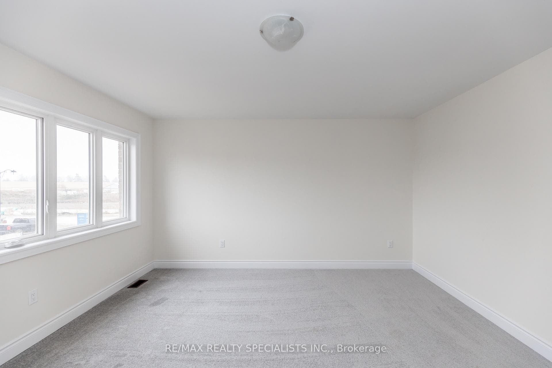 167 Heritage Road photo 22